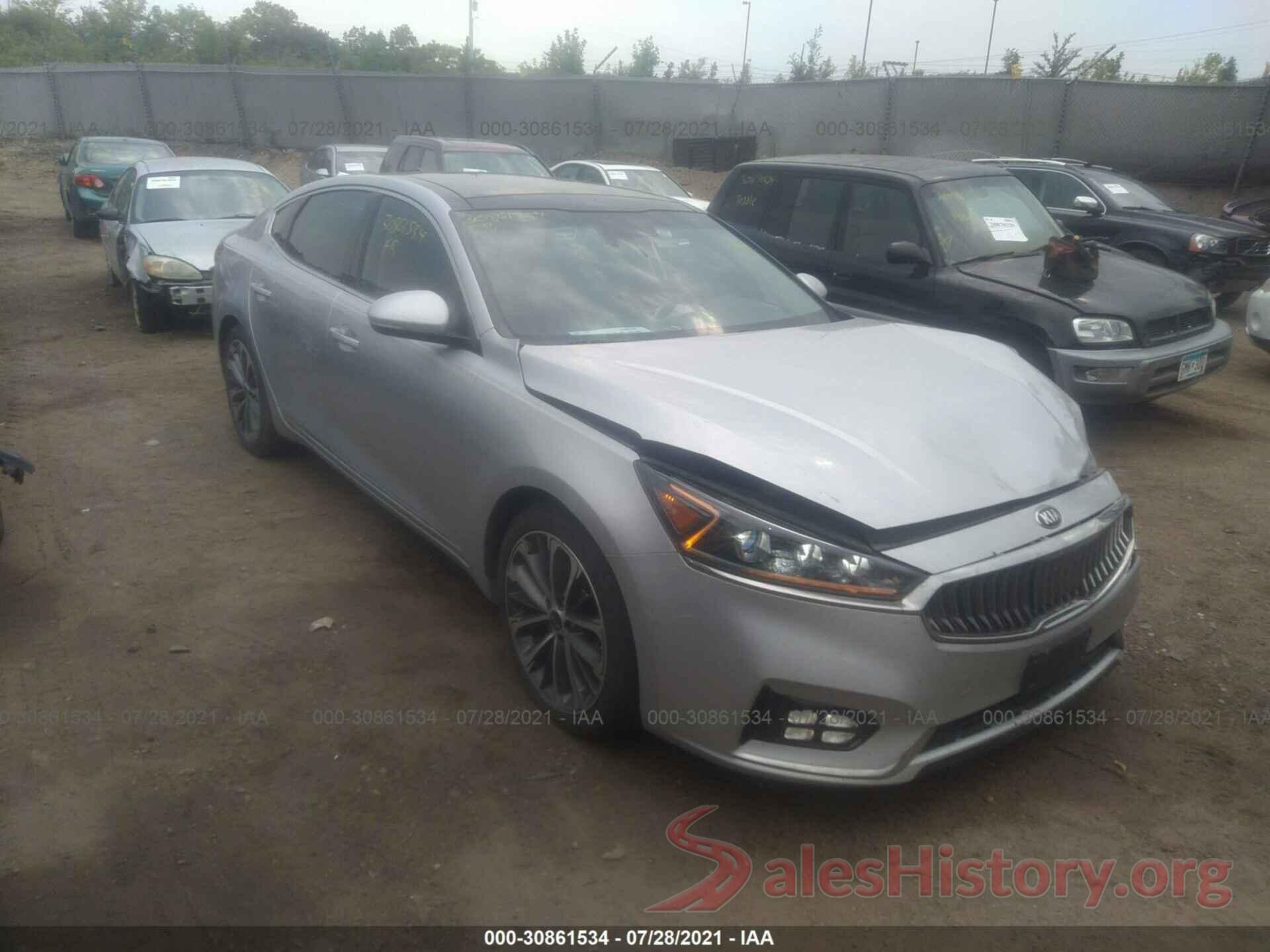 KNALC4J16H5064560 2017 KIA CADENZA