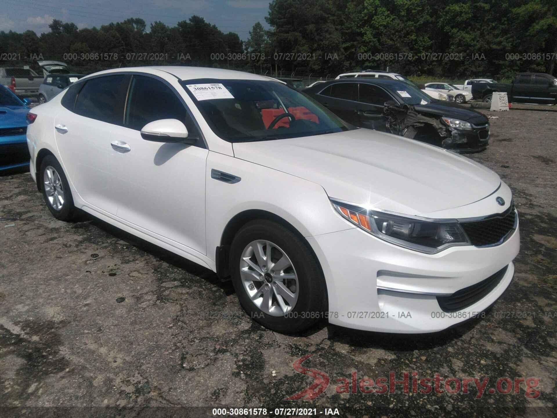 5XXGT4L38HG151956 2017 KIA OPTIMA