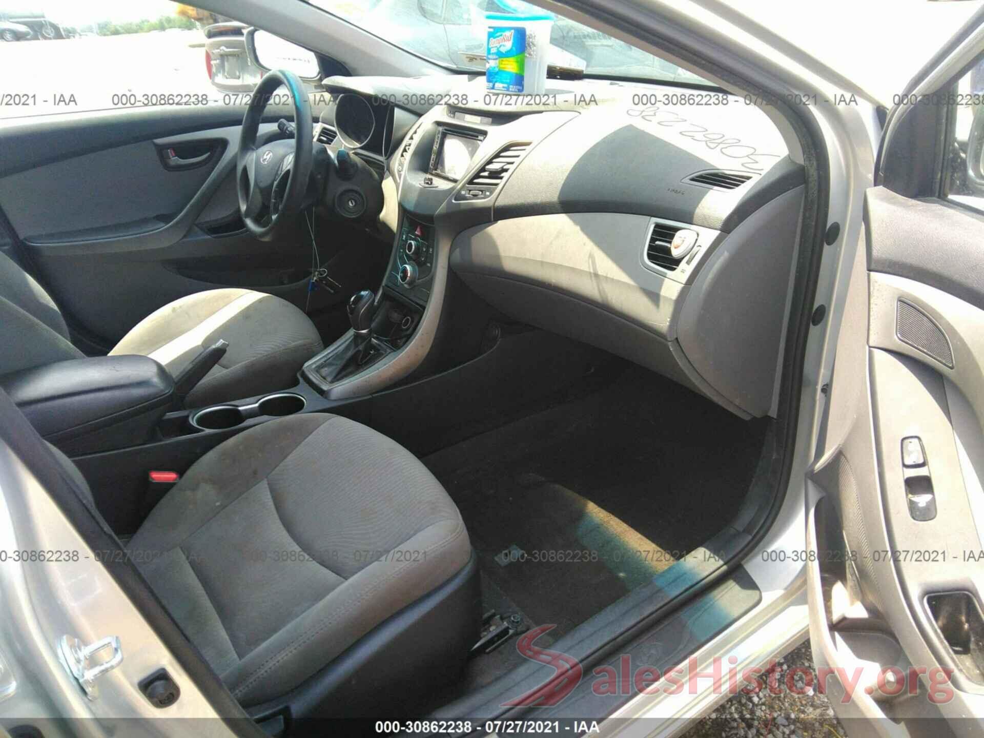 5NPDH4AE5GH676968 2016 HYUNDAI ELANTRA