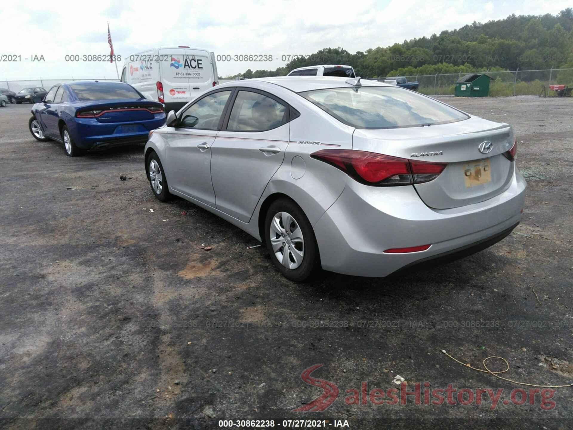 5NPDH4AE5GH676968 2016 HYUNDAI ELANTRA