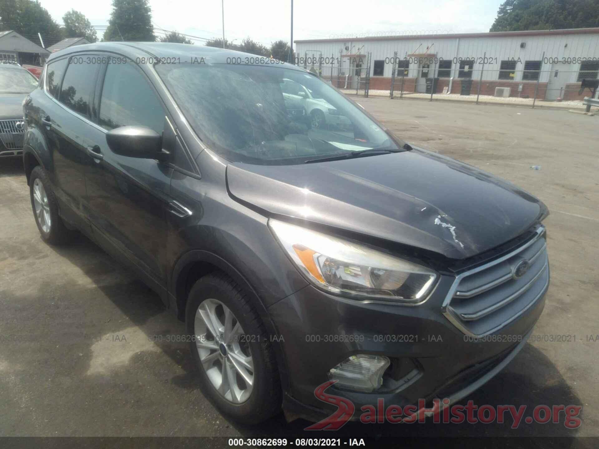 1FMCU0GD5HUC54961 2017 FORD ESCAPE