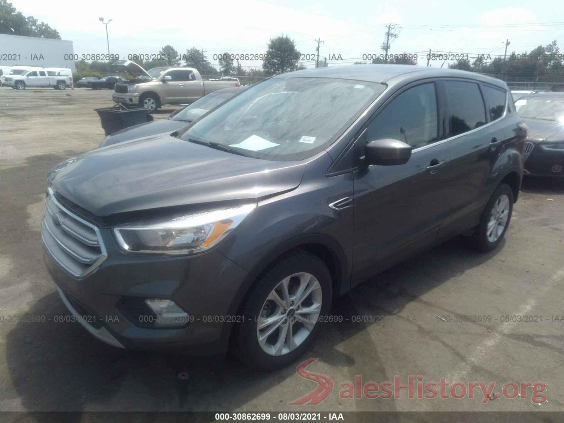 1FMCU0GD5HUC54961 2017 FORD ESCAPE