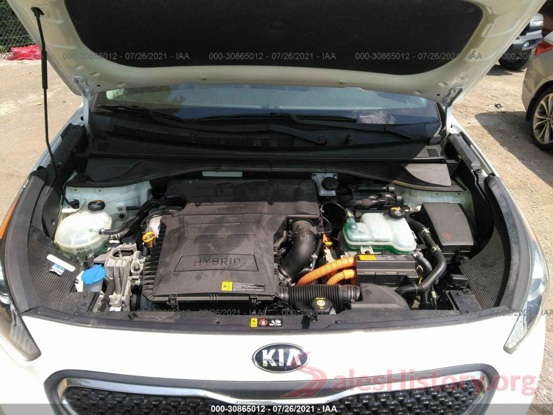 KNDCC3LC4H5072541 2017 KIA NIRO