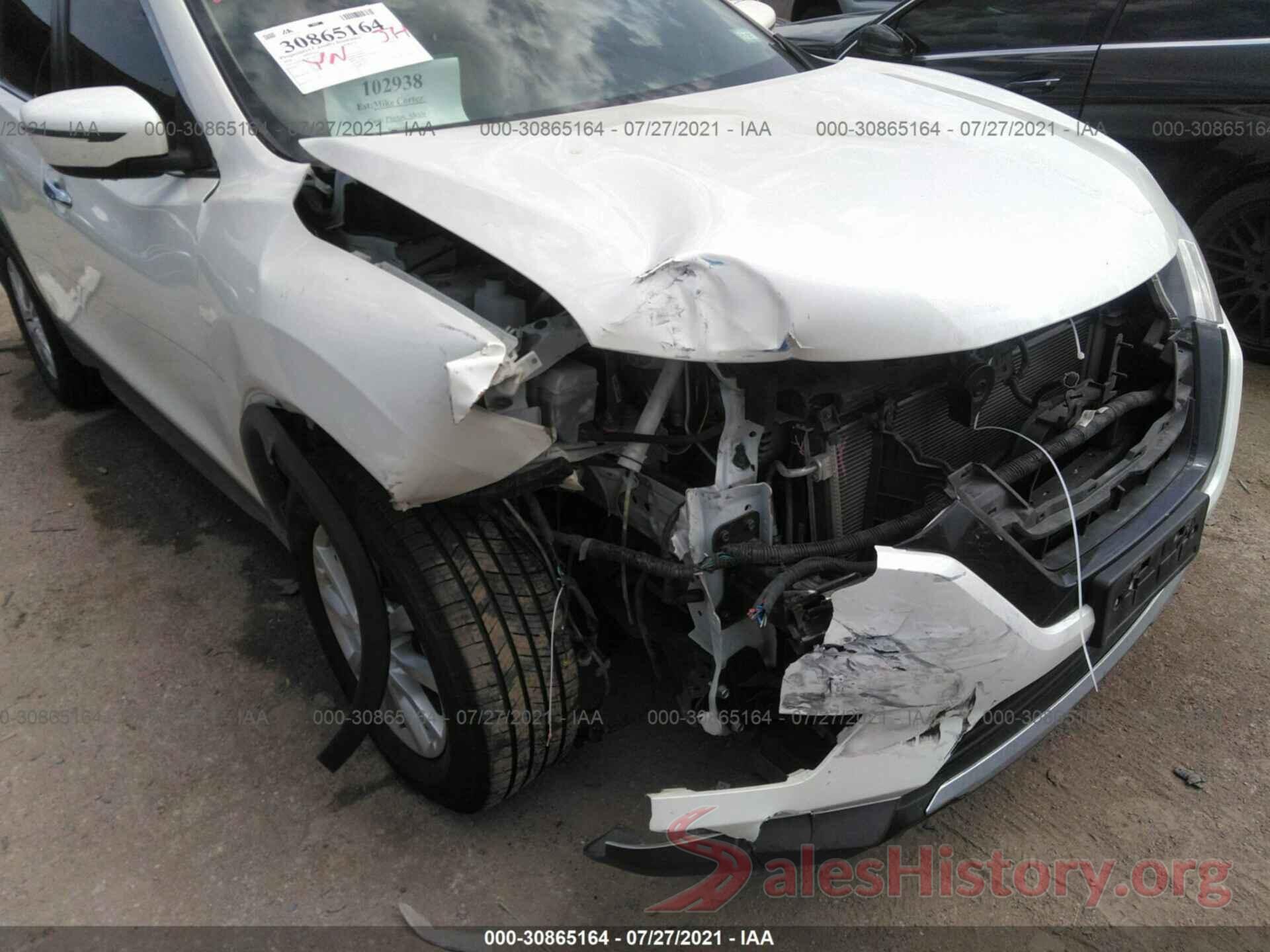 KNMAT2MT3JP613041 2018 NISSAN ROGUE