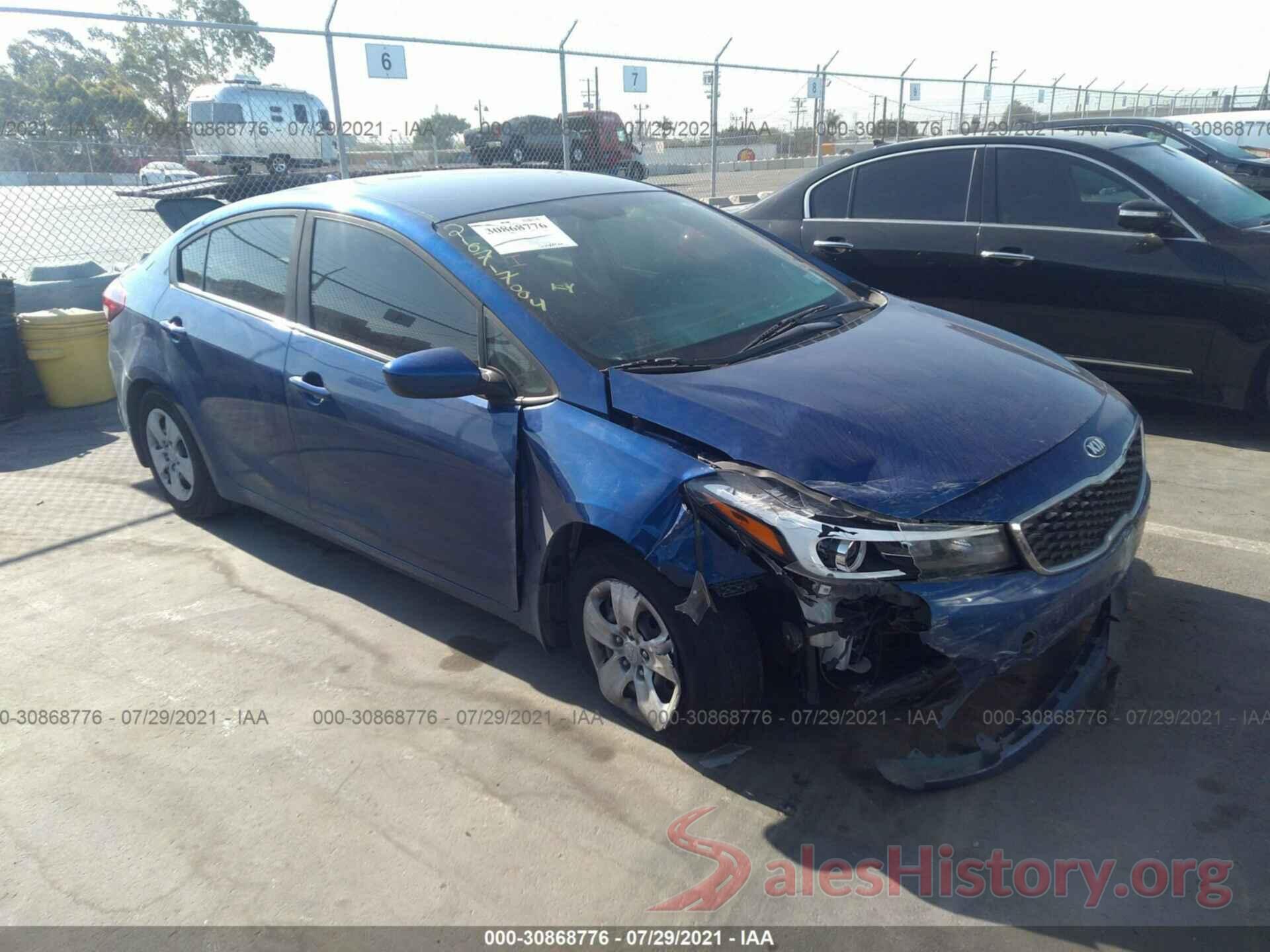 3KPFK4A73HE123575 2017 KIA FORTE