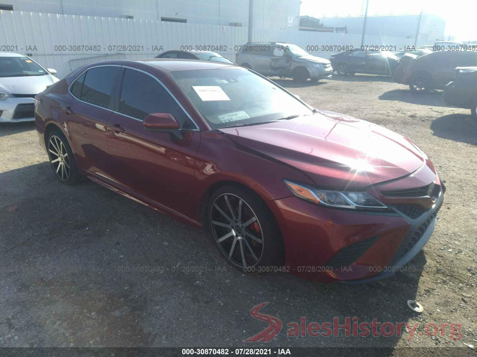 4T1B11HK8JU551316 2018 TOYOTA CAMRY