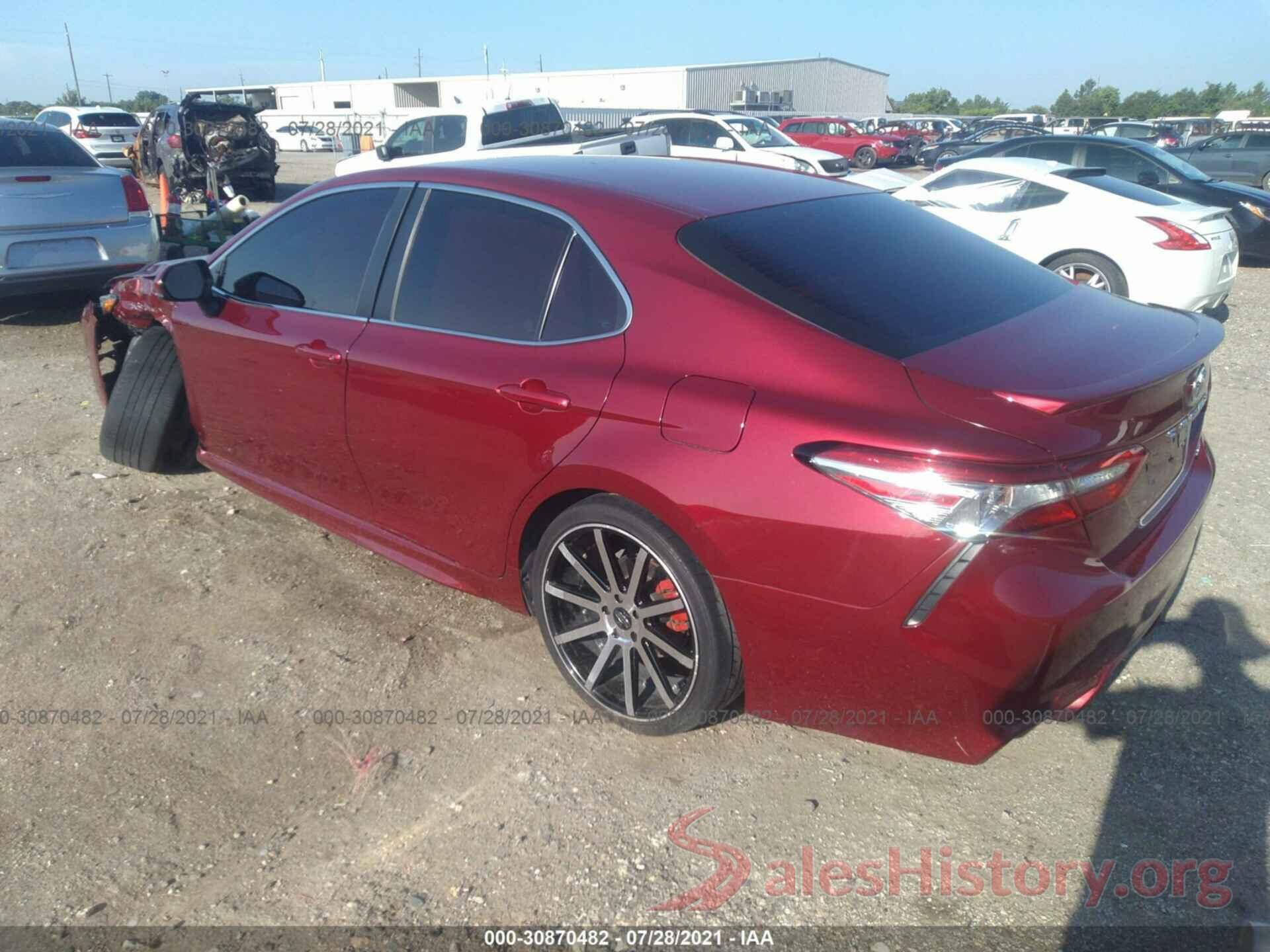 4T1B11HK8JU551316 2018 TOYOTA CAMRY