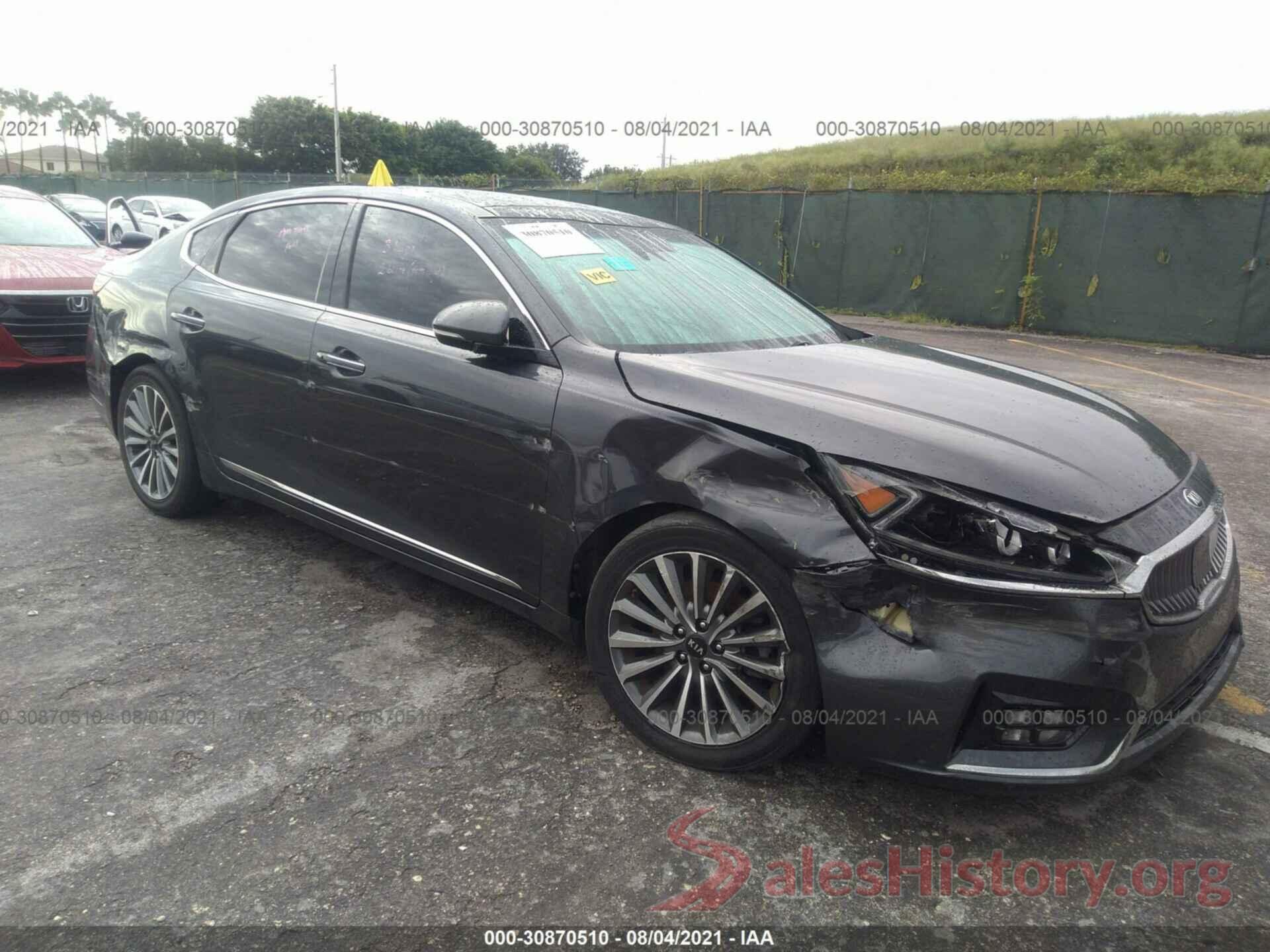 KNALC4J12H5060988 2017 KIA CADENZA