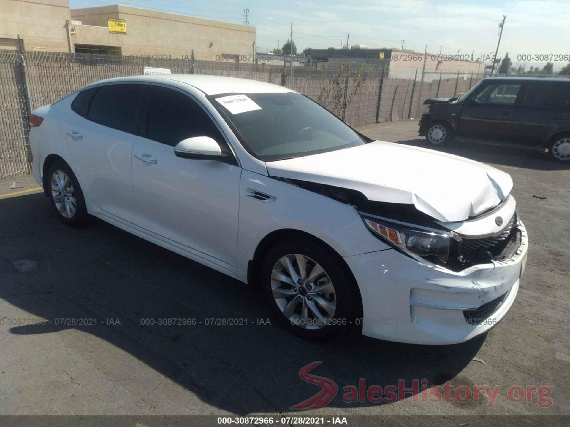 5XXGT4L33JG259522 2018 KIA OPTIMA