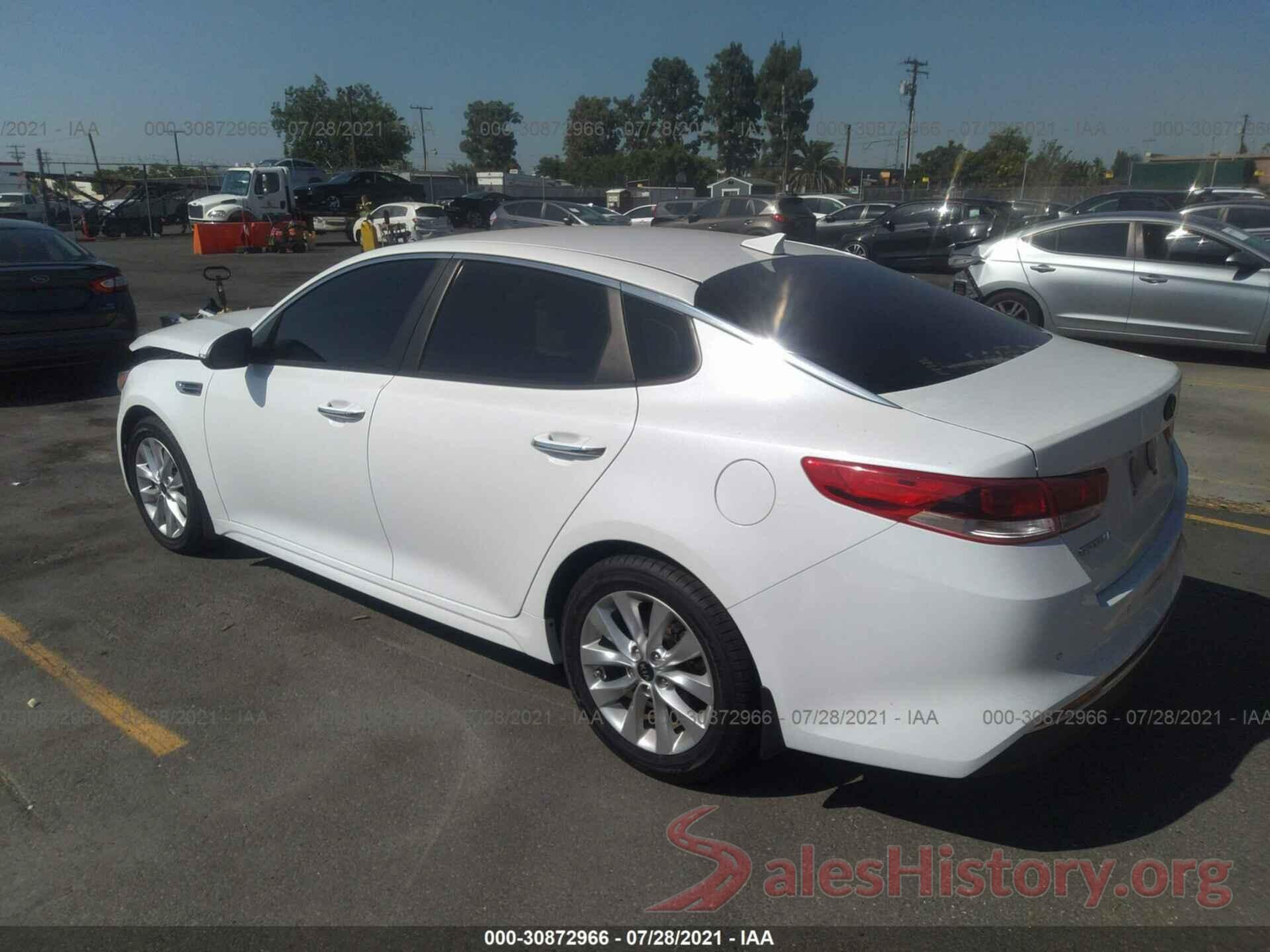 5XXGT4L33JG259522 2018 KIA OPTIMA