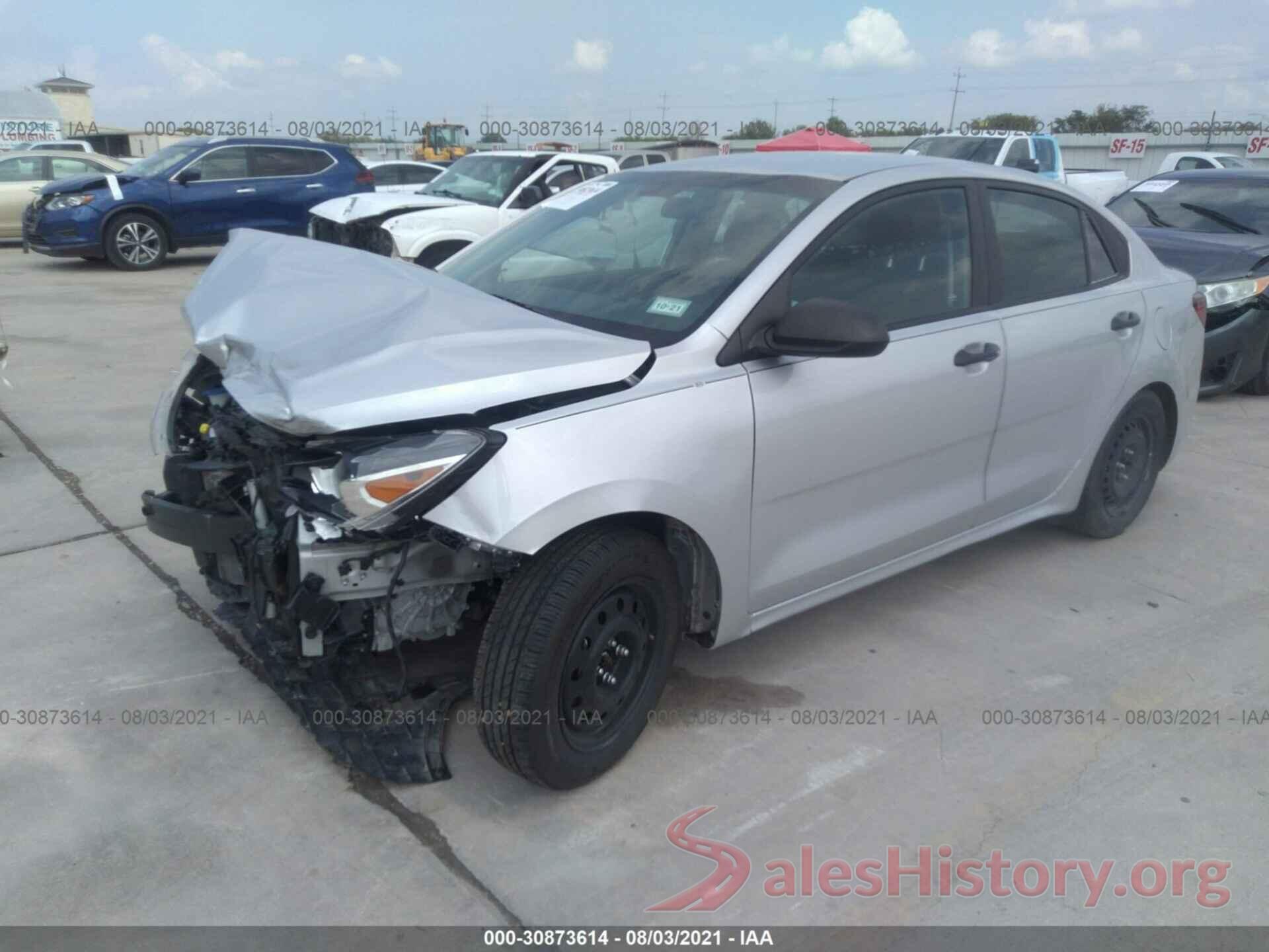 3KPA24AB8JE065712 2018 KIA RIO