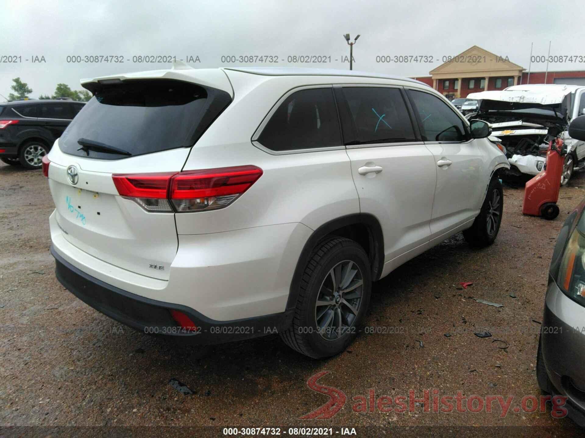 5TDKZRFH8JS281074 2018 TOYOTA HIGHLANDER