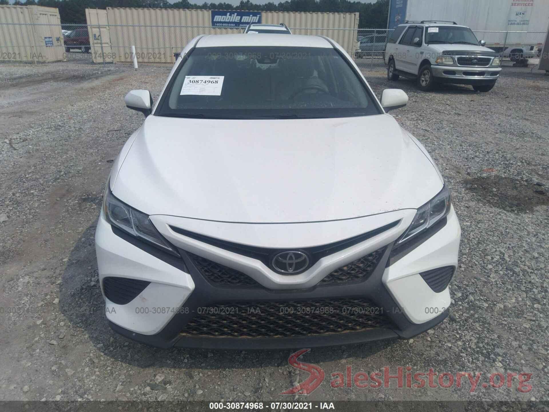 4T1B11HK9JU507454 2018 TOYOTA CAMRY