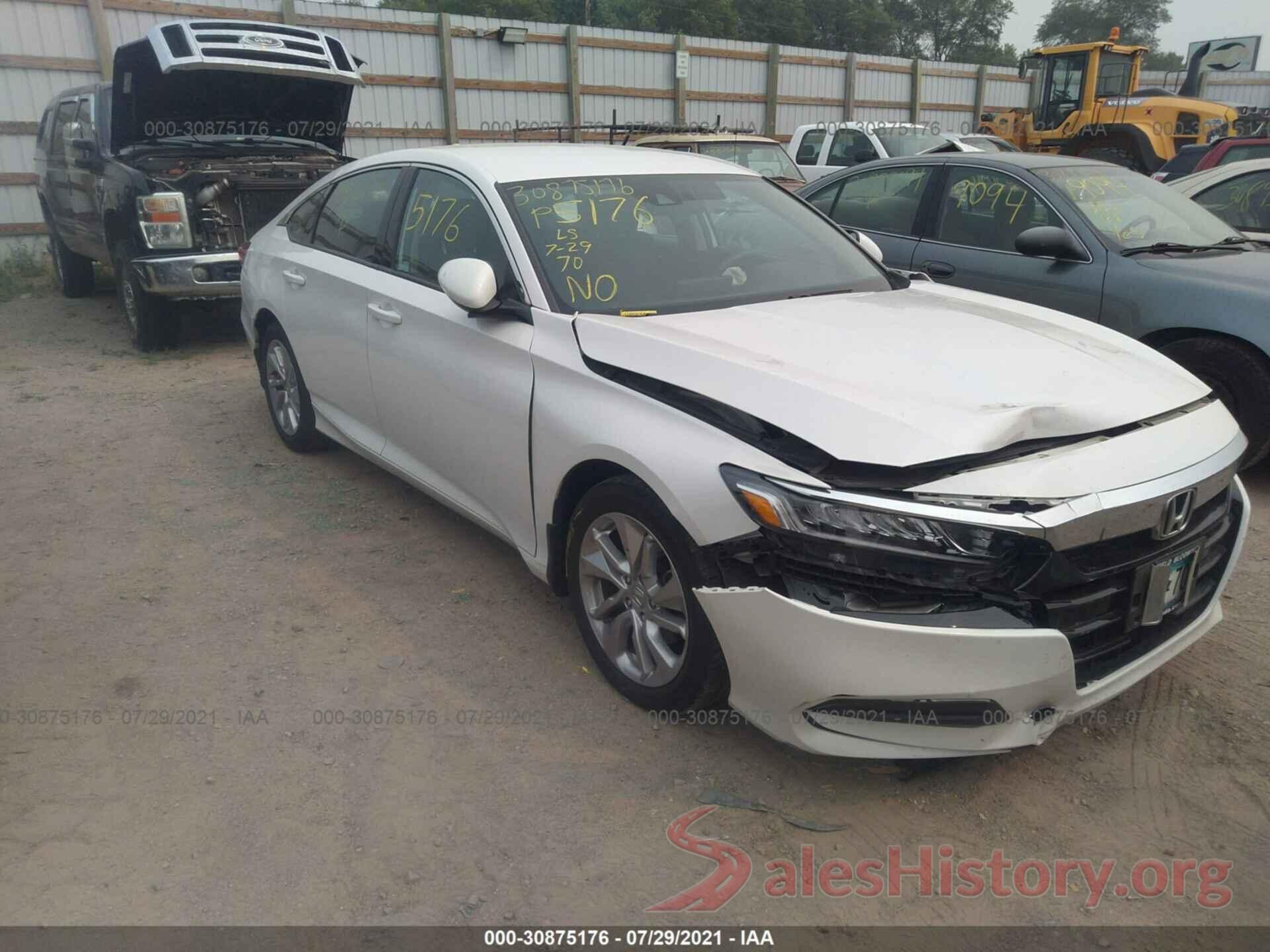 1HGCV1F17JA115924 2018 HONDA ACCORD SEDAN