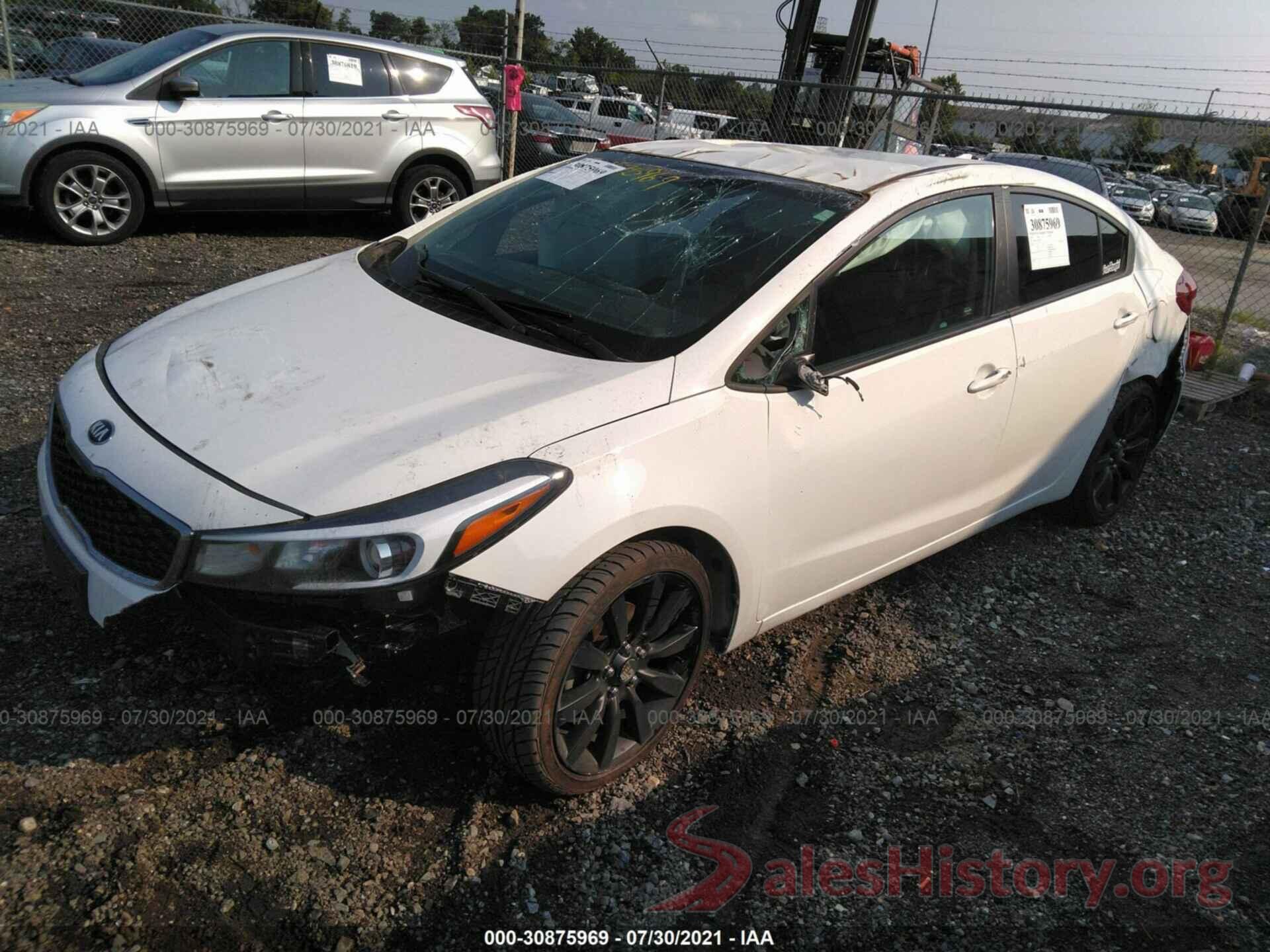 3KPFK4A77JE175782 2018 KIA FORTE