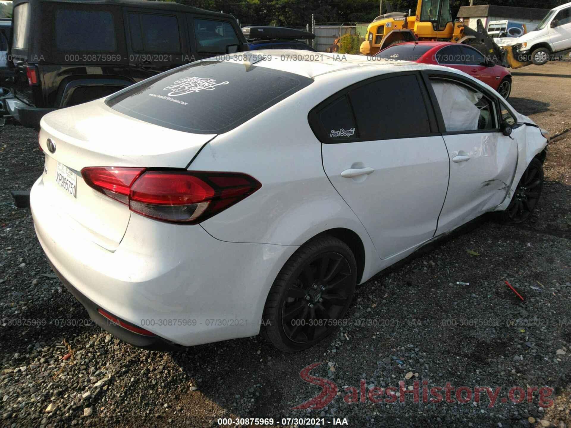 3KPFK4A77JE175782 2018 KIA FORTE