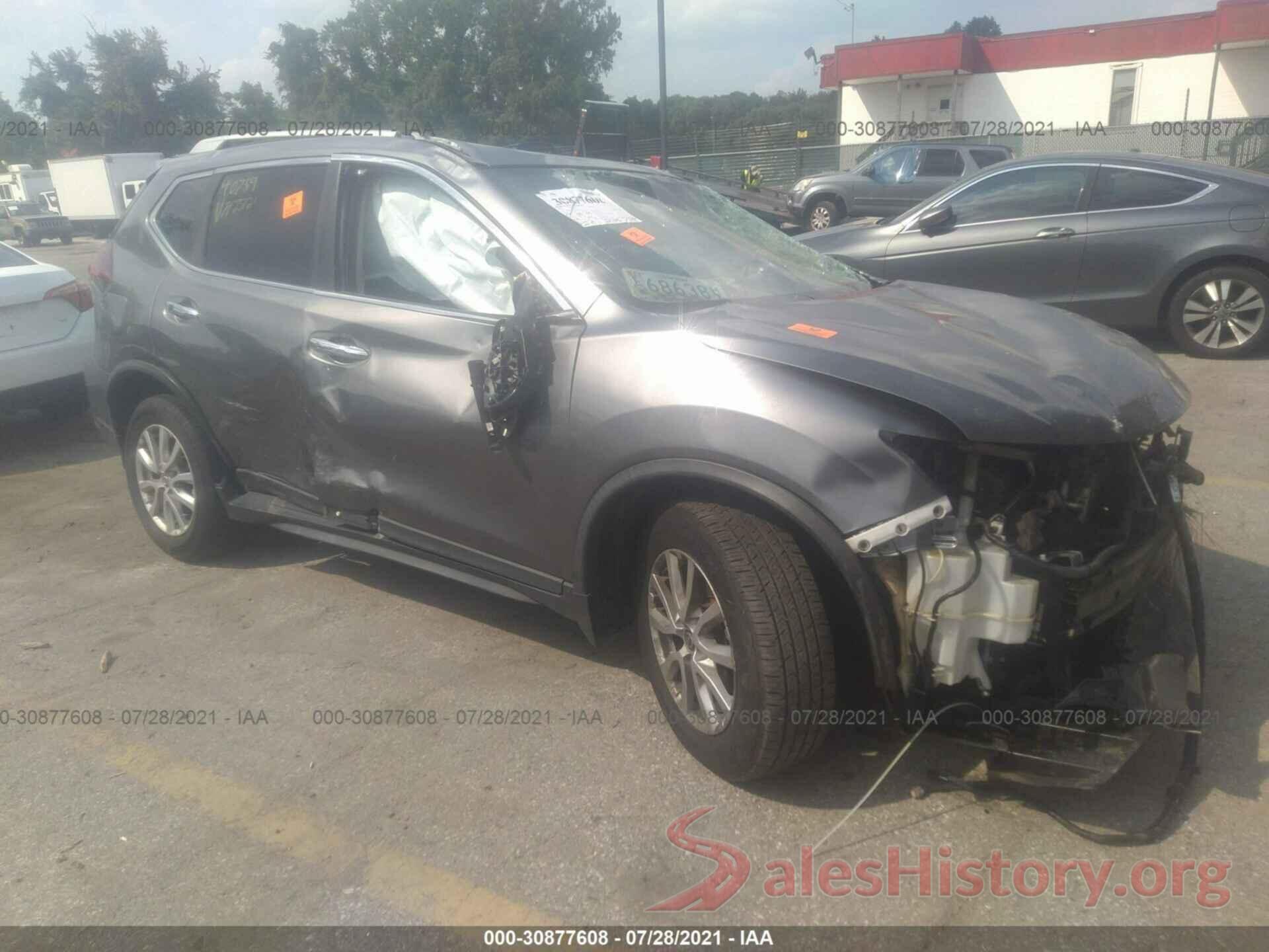 KNMAT2MT4JP502076 2018 NISSAN ROGUE