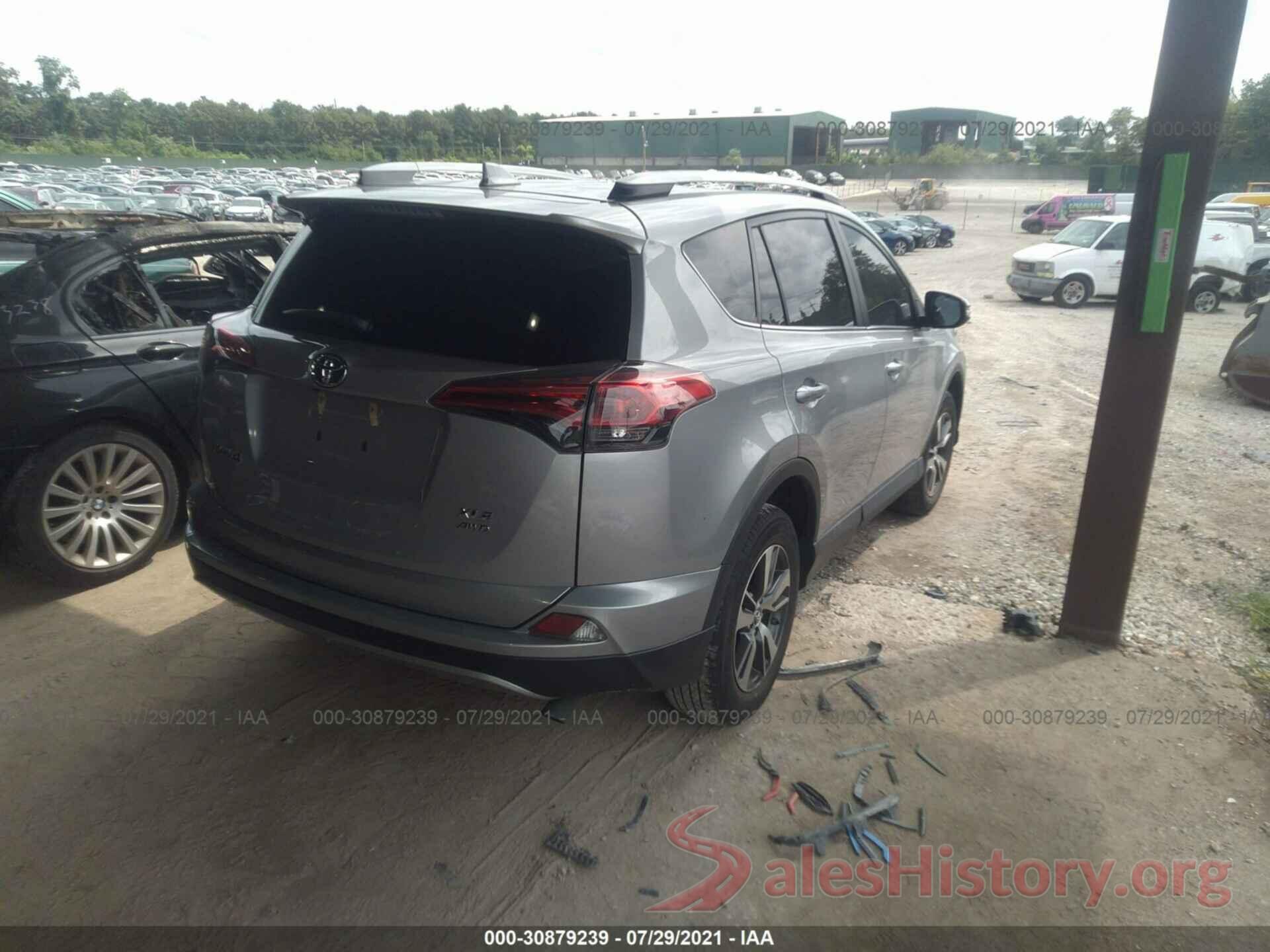 2T3RFREV4JW708134 2018 TOYOTA RAV4