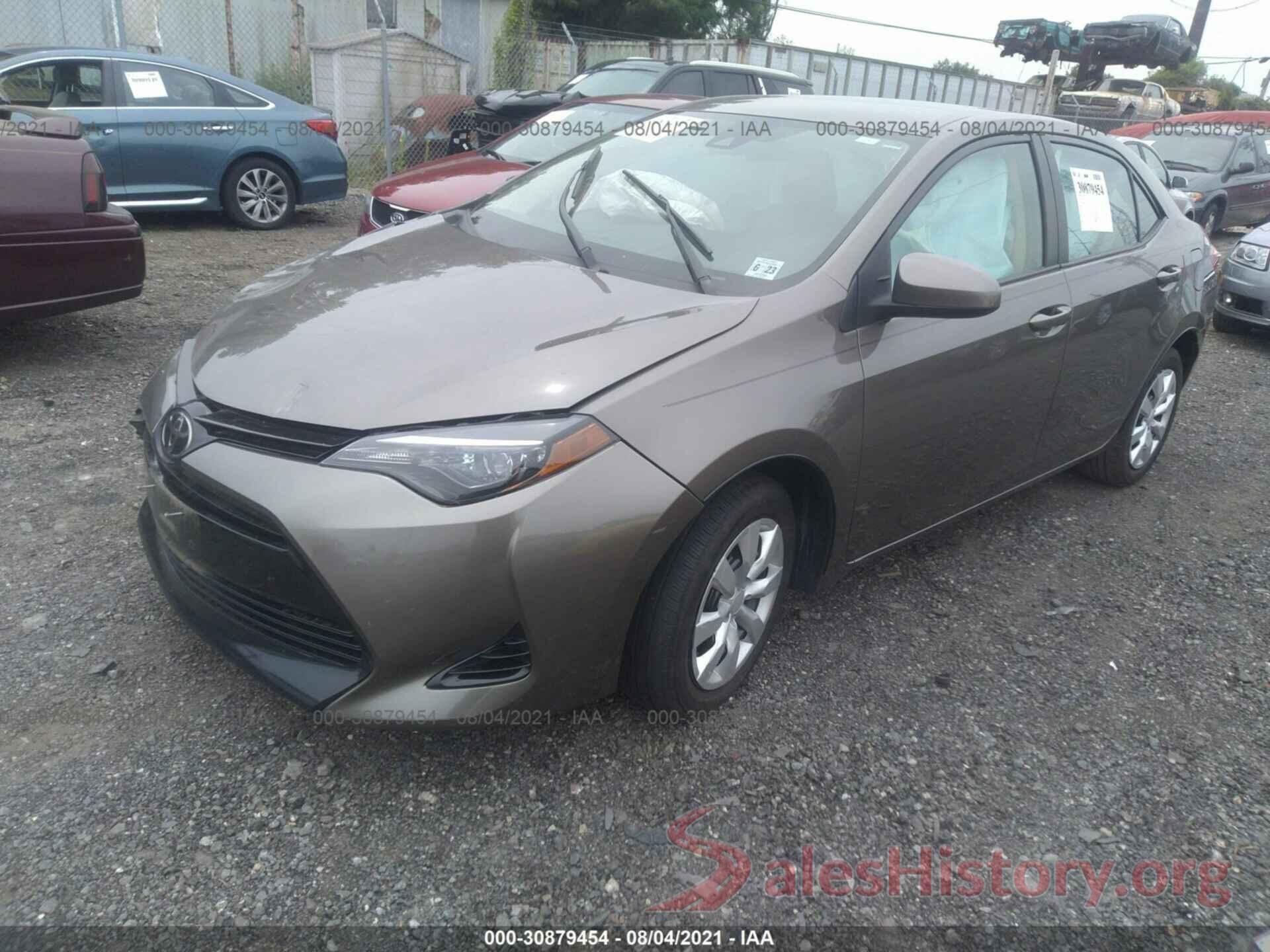 2T1BURHE8JC111713 2018 TOYOTA COROLLA