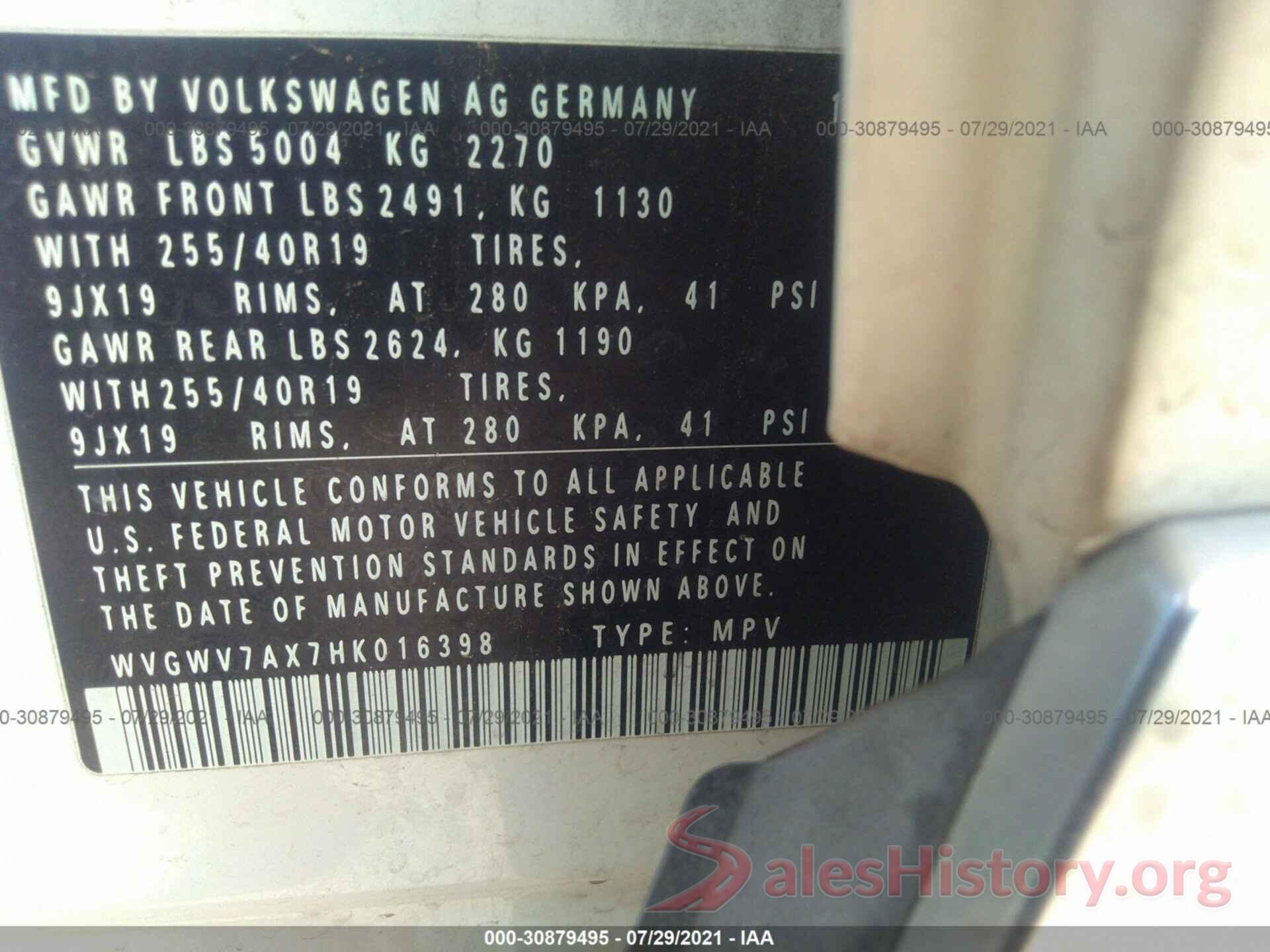 WVGWV7AX7HK016398 2017 VOLKSWAGEN TIGUAN