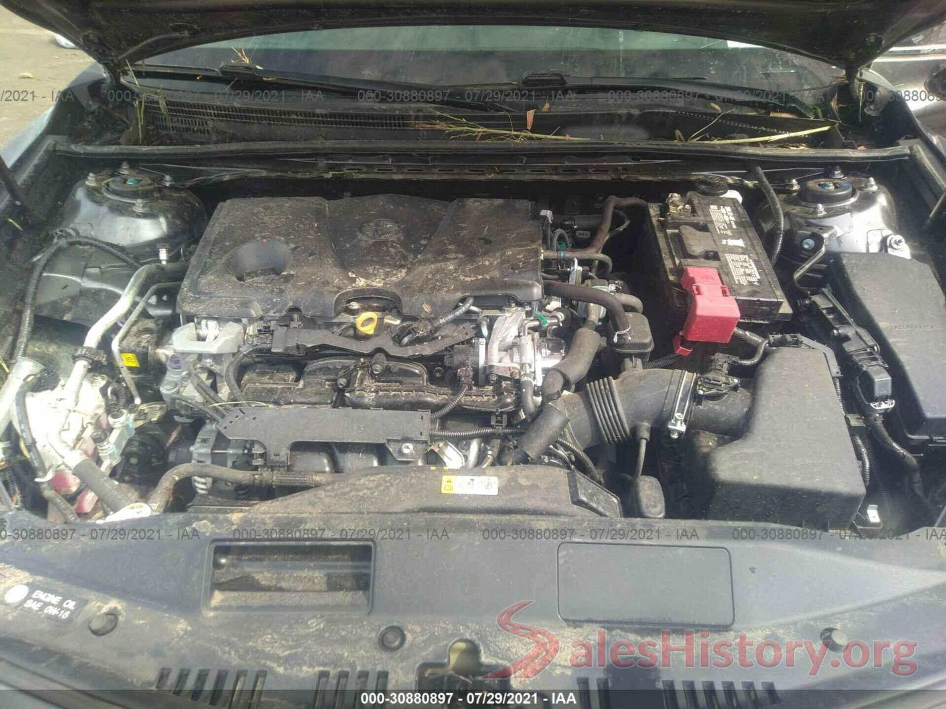 4T1B11HK5JU562712 2018 TOYOTA CAMRY