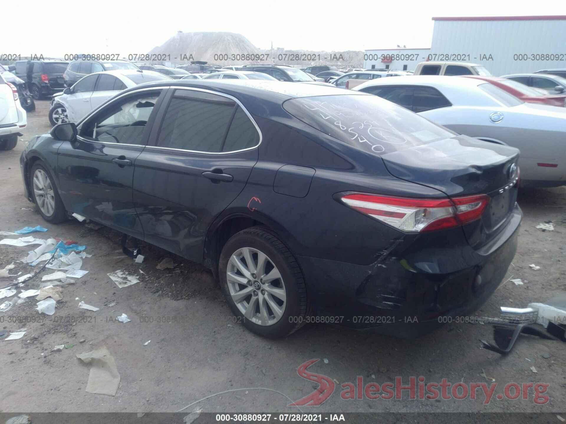 4T1B11HK4JU534089 2018 TOYOTA CAMRY