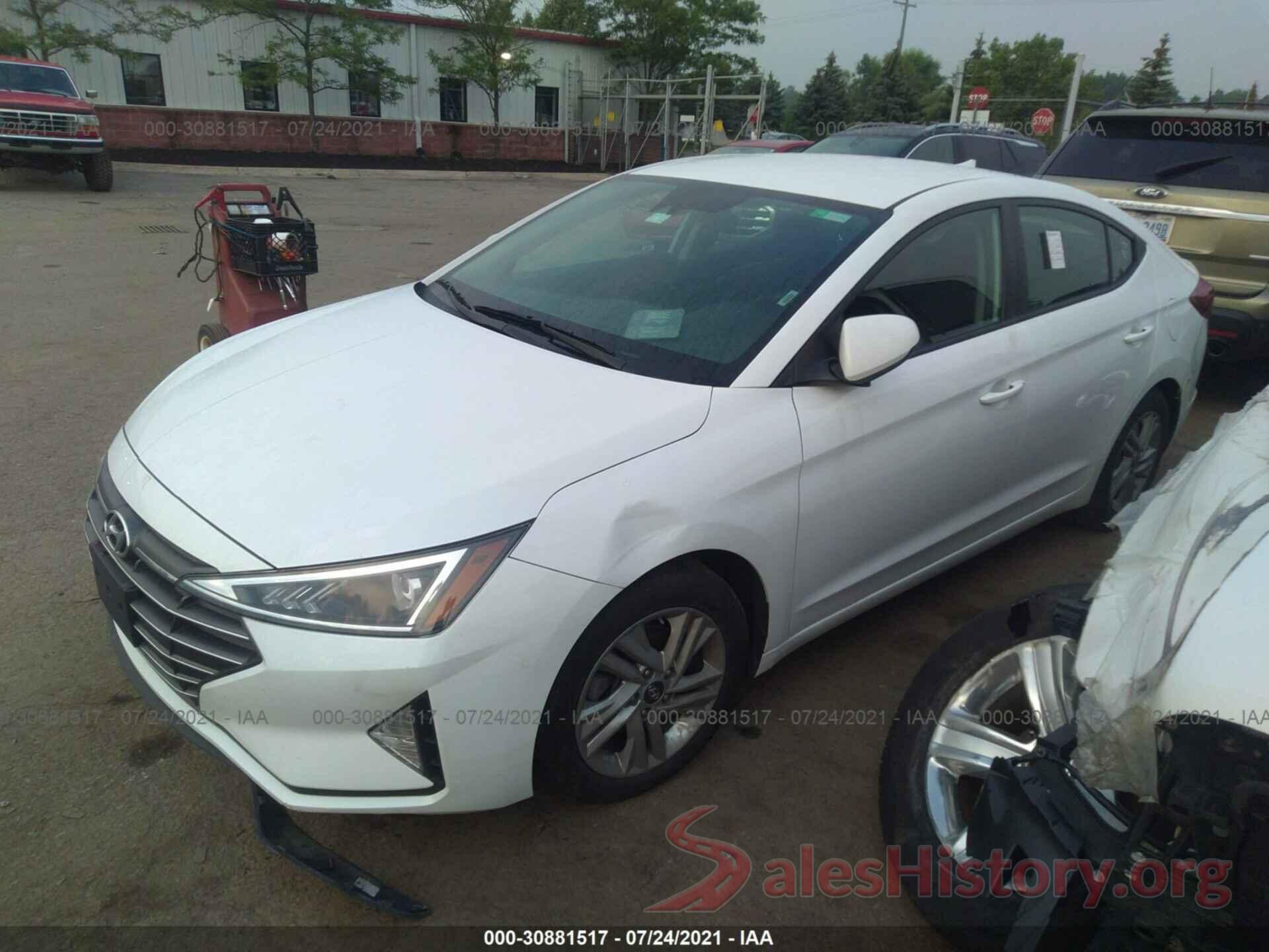 5NPD84LF9LH579613 2020 HYUNDAI ELANTRA