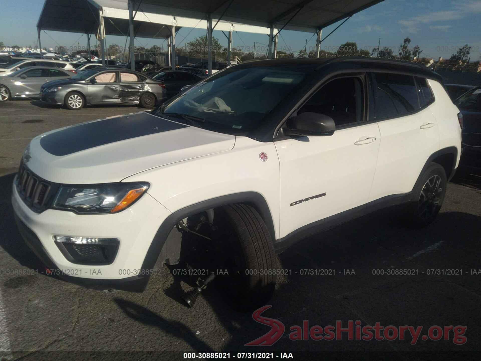 3C4NJDDB4KT660568 2019 JEEP COMPASS