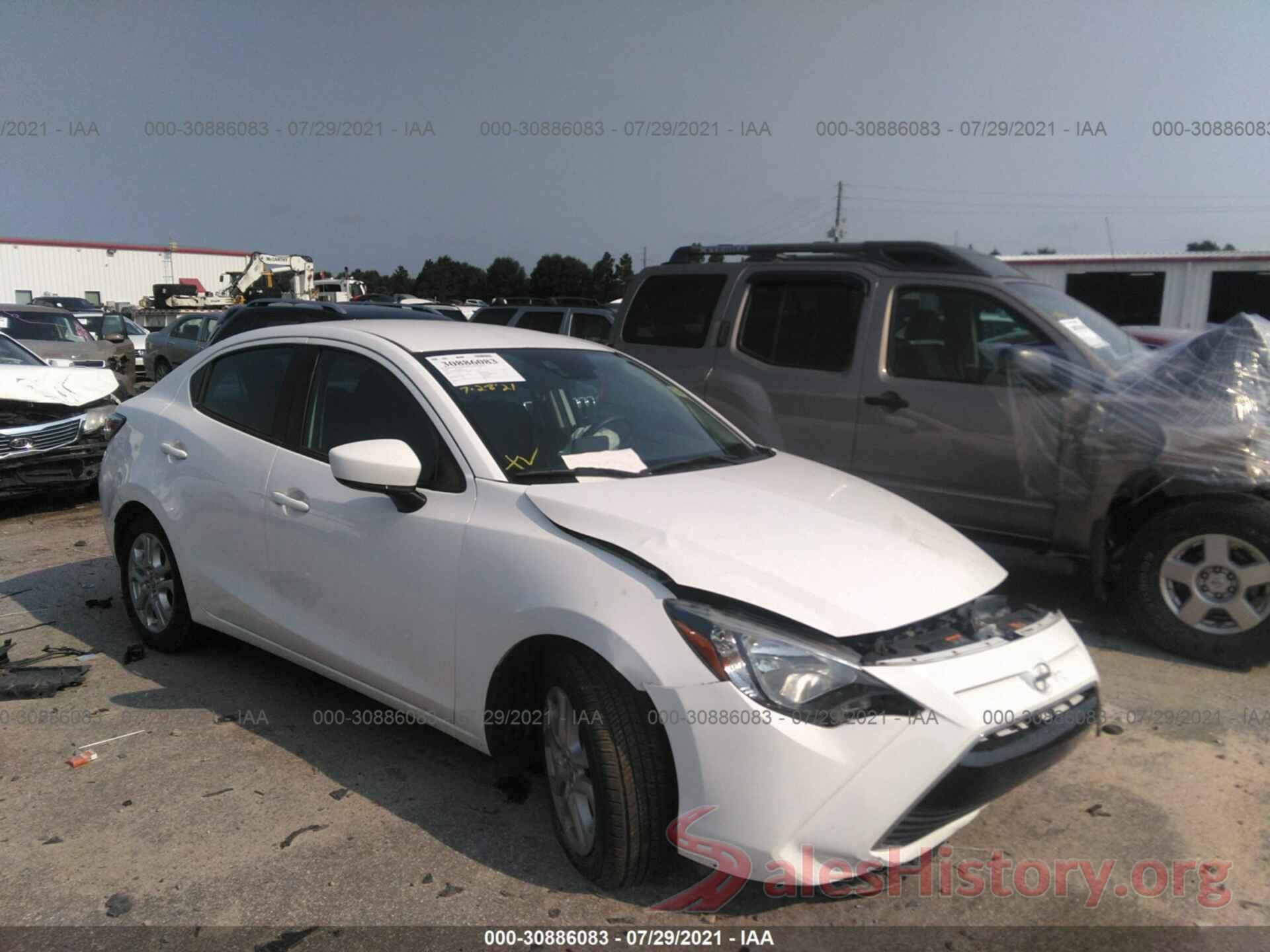 3MYDLBZV4GY142758 2016 TOYOTA SCION