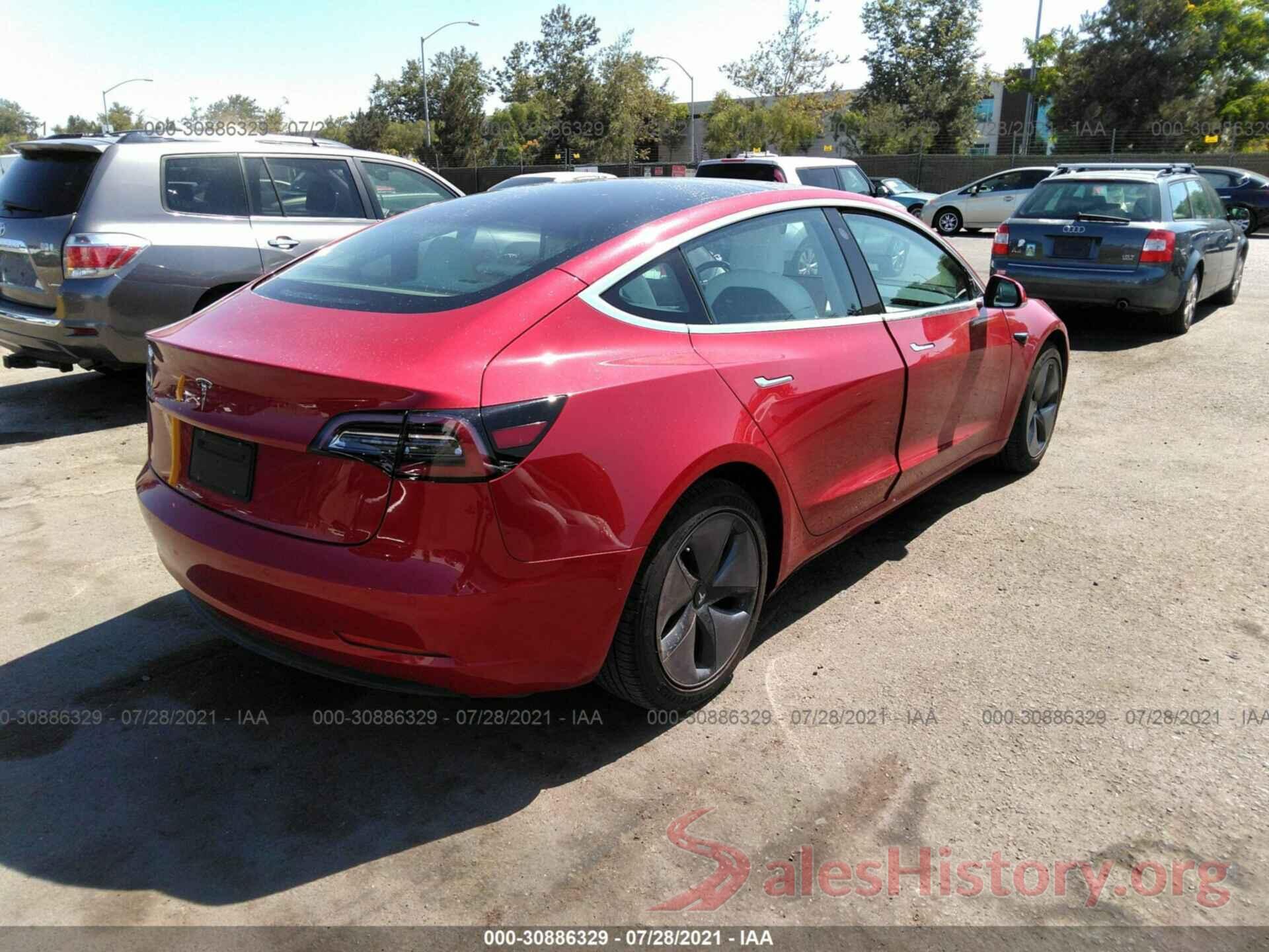 5YJ3E1EA7JF155699 2018 TESLA MODEL 3