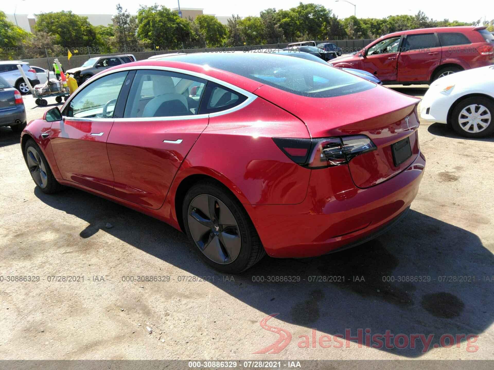 5YJ3E1EA7JF155699 2018 TESLA MODEL 3