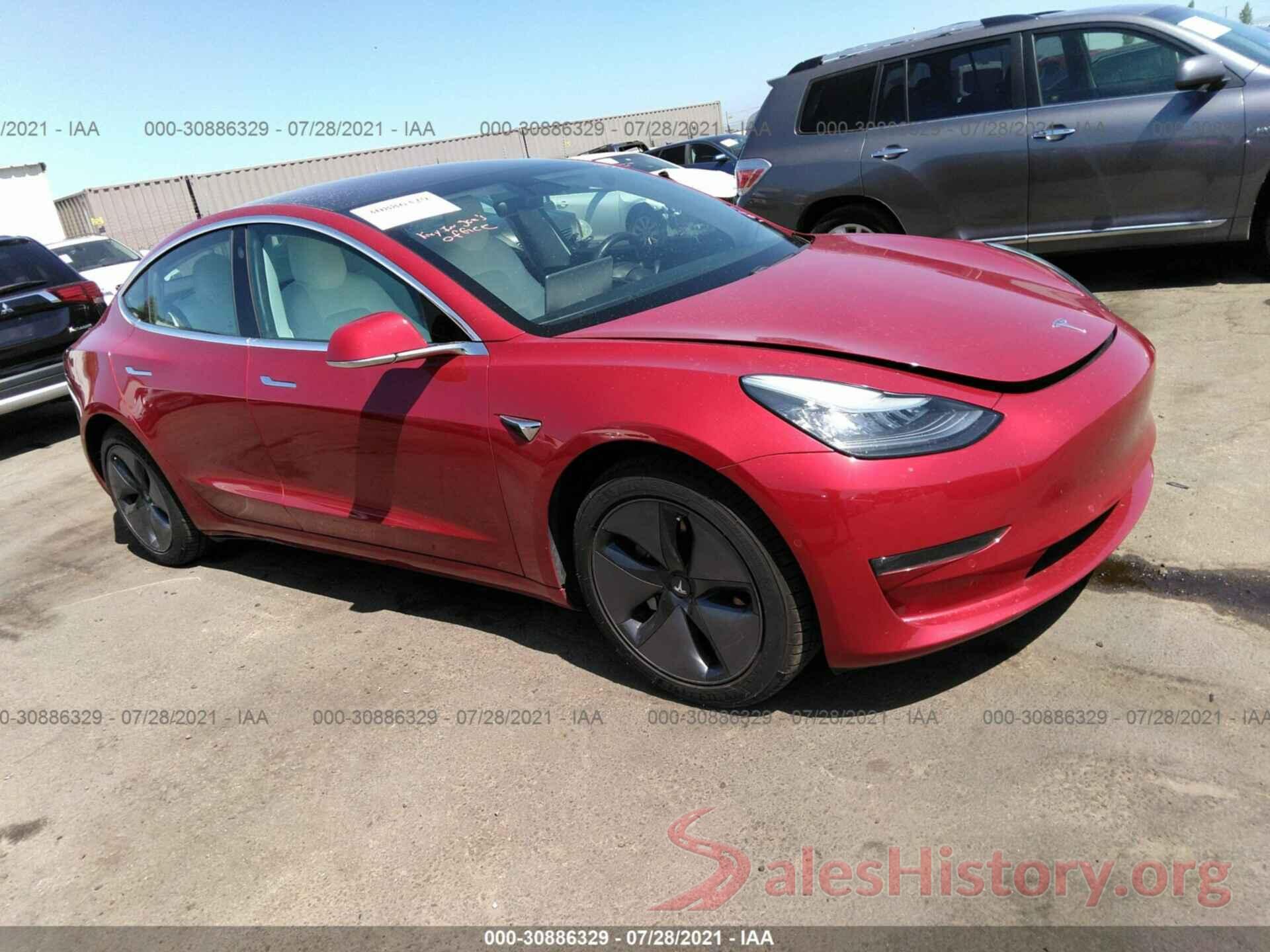 5YJ3E1EA7JF155699 2018 TESLA MODEL 3