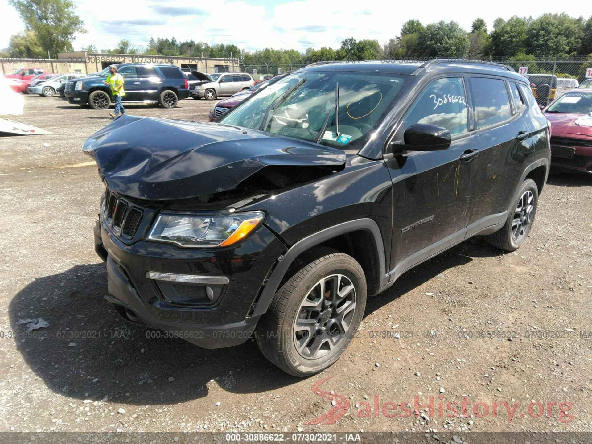 3C4NJDAB4KT689136 2019 JEEP COMPASS