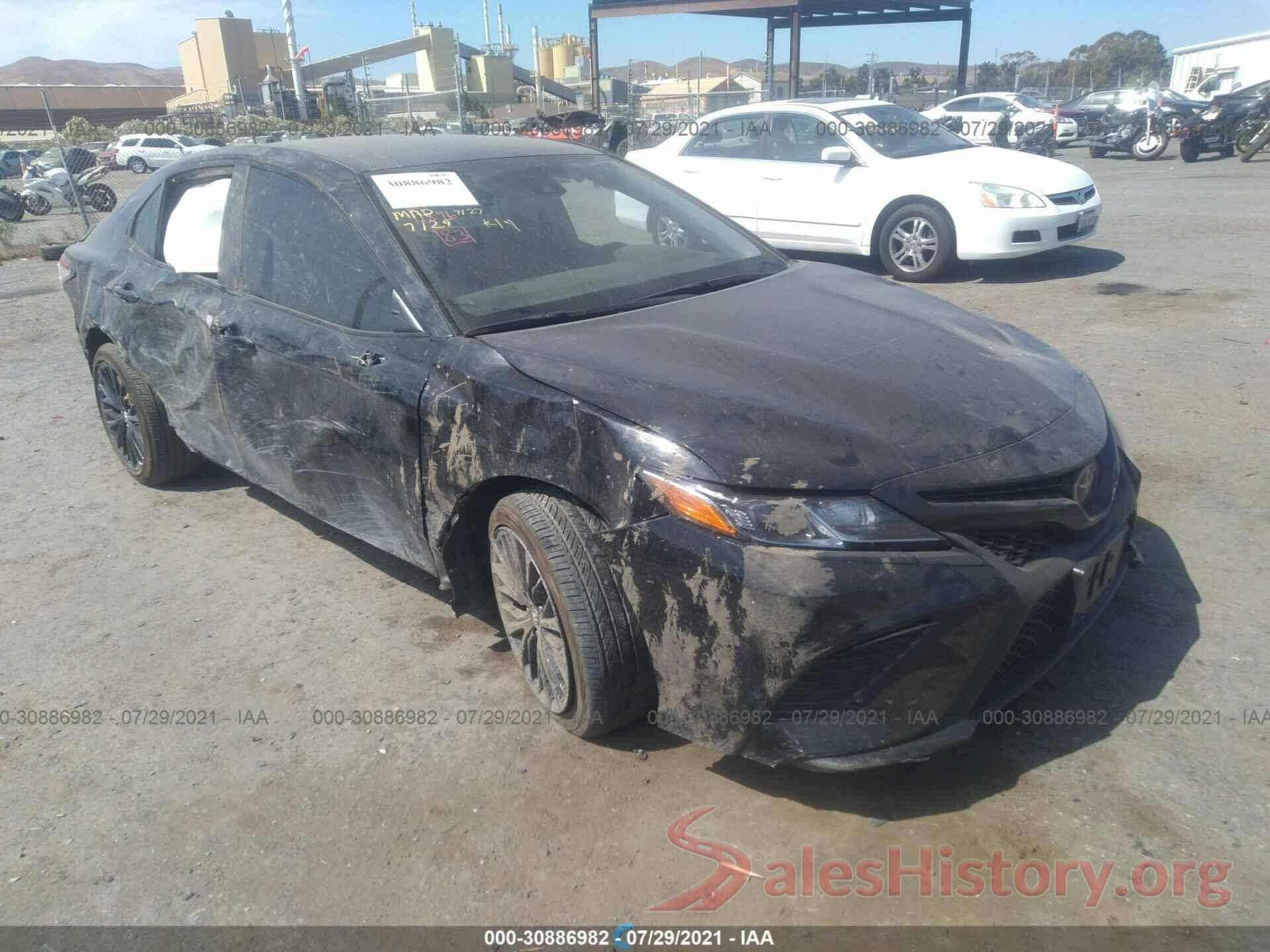 4T1G11AK7LU310088 2020 TOYOTA CAMRY