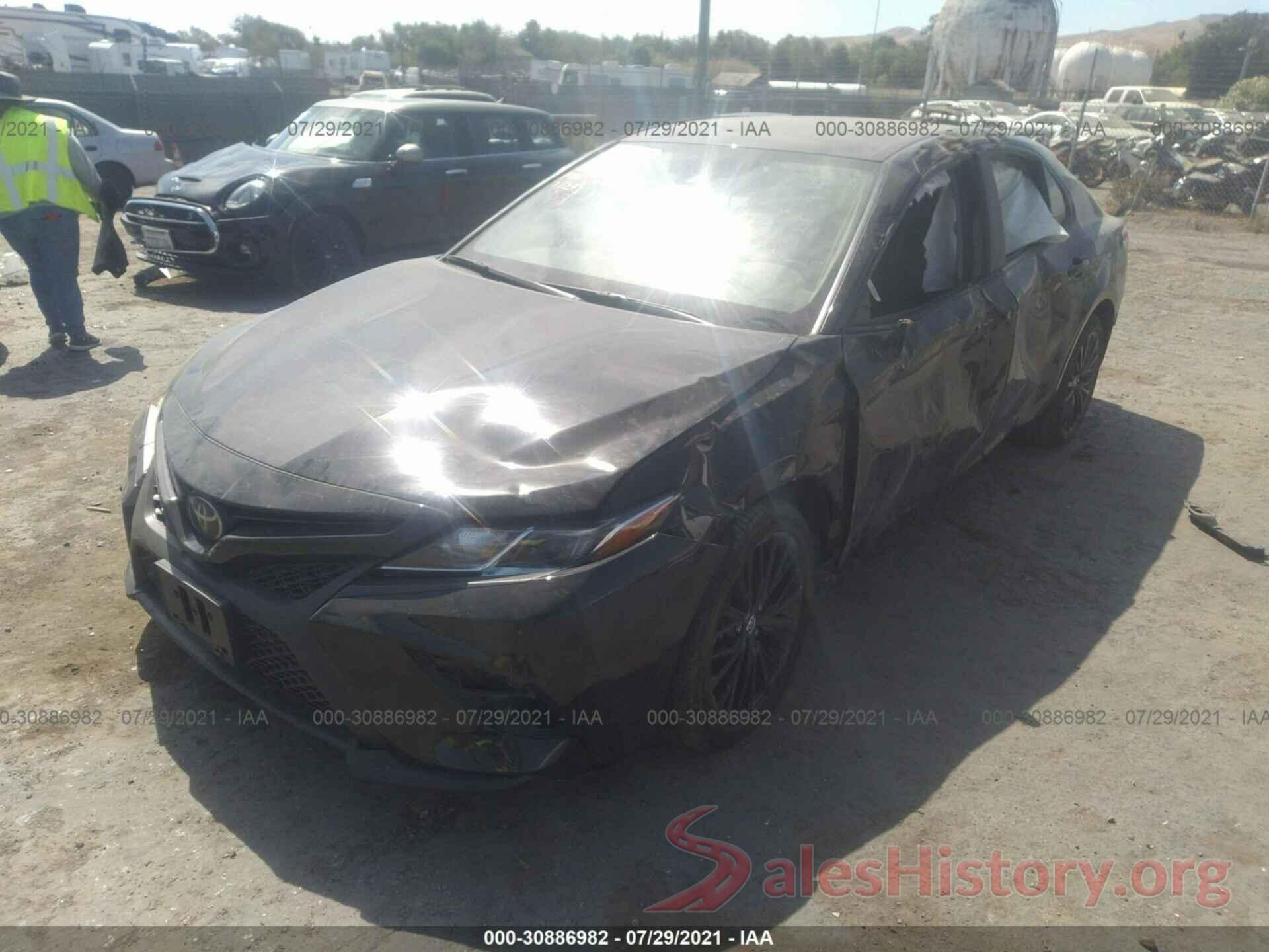 4T1G11AK7LU310088 2020 TOYOTA CAMRY