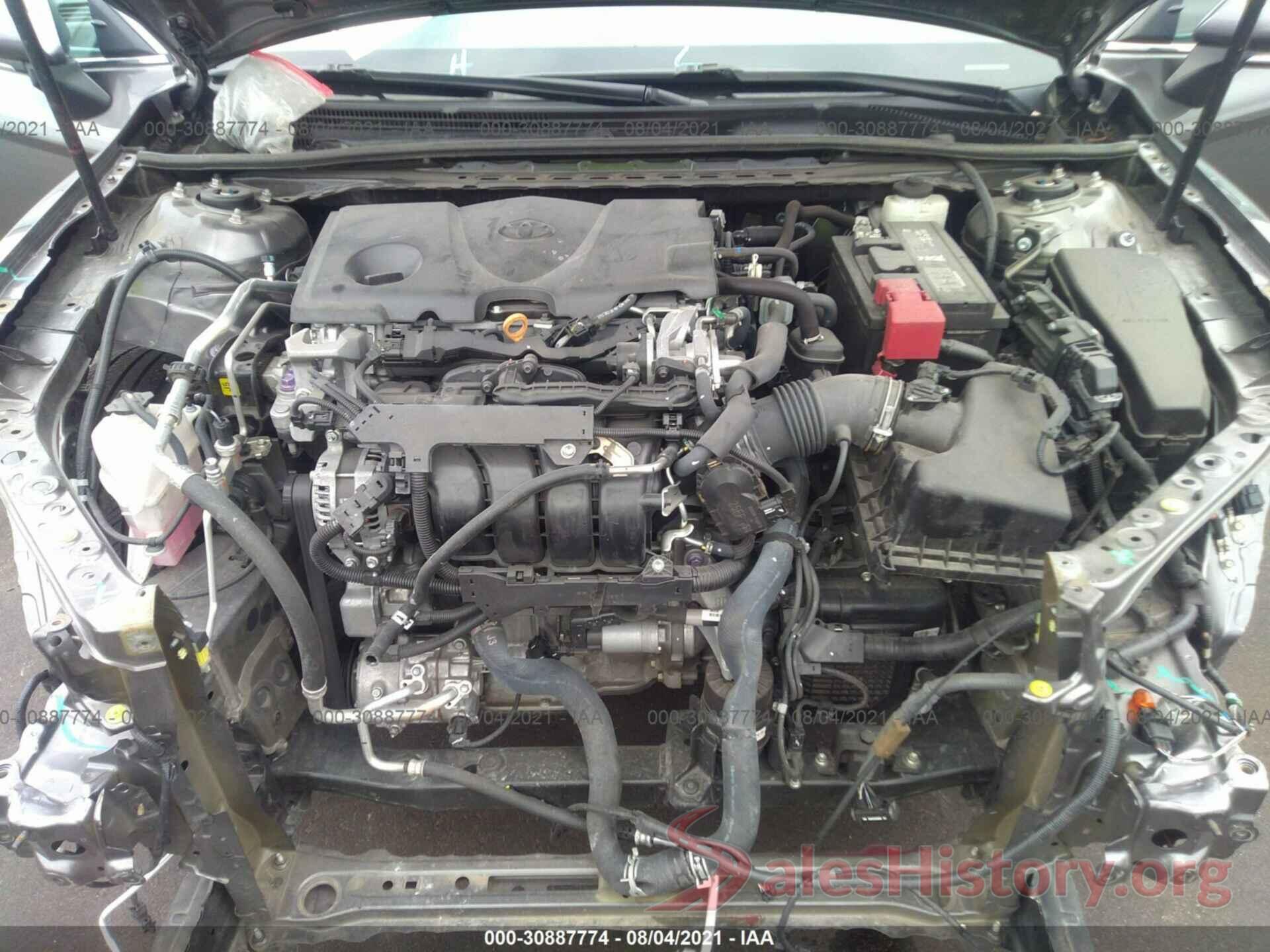 4T1B11HK7JU632064 2018 TOYOTA CAMRY