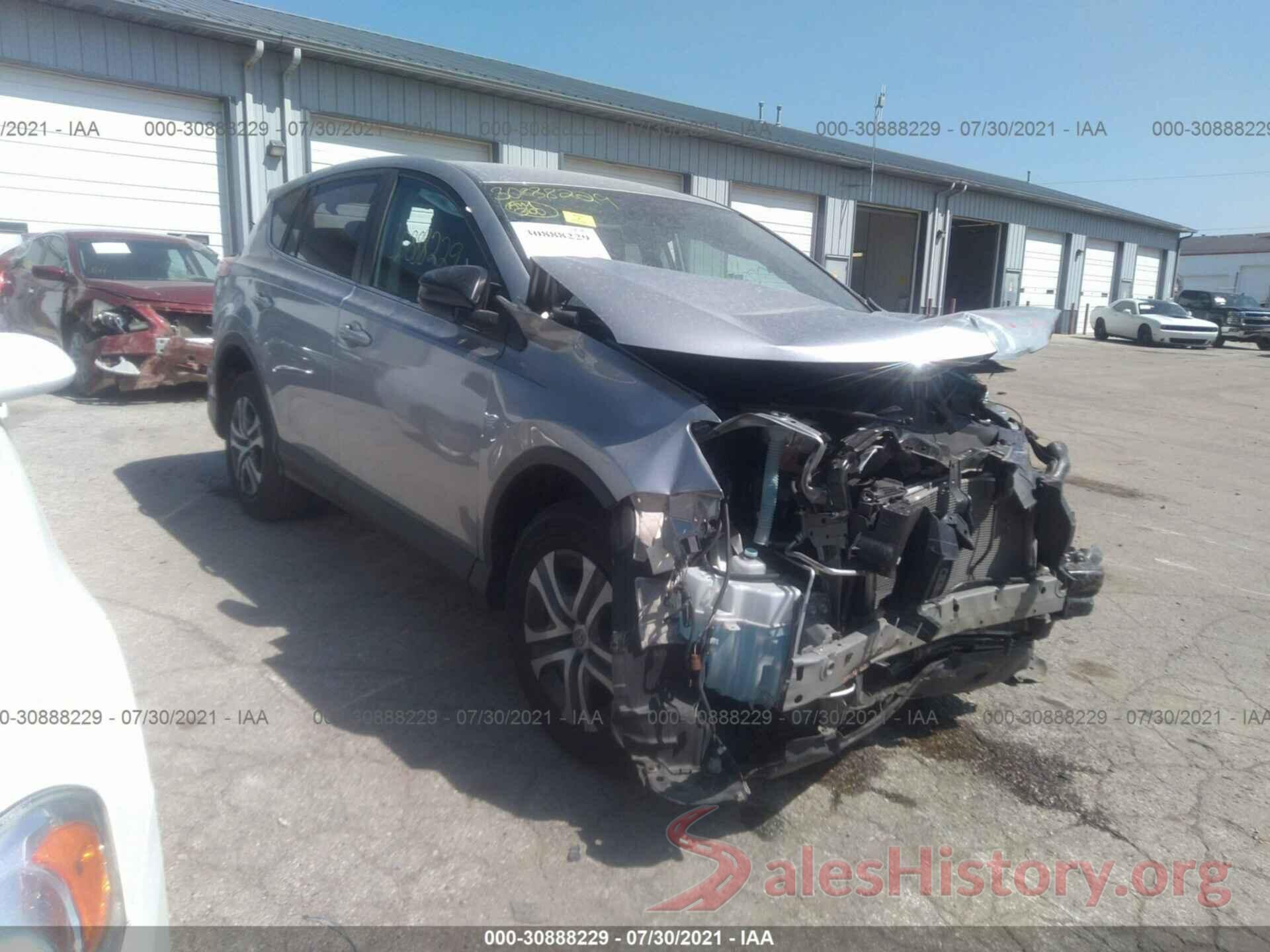 2T3BFREVXJW696217 2018 TOYOTA RAV4