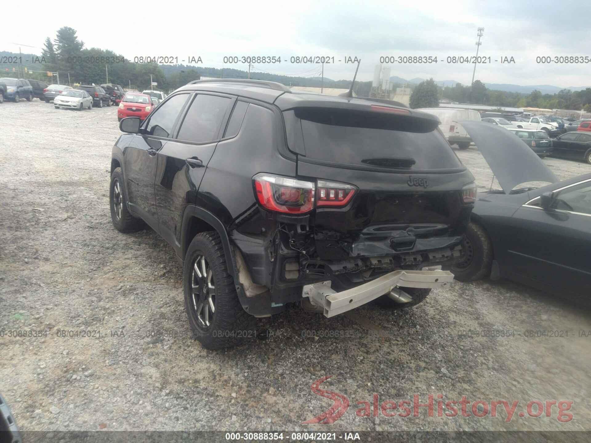 3C4NJDBB3JT395109 2018 JEEP COMPASS