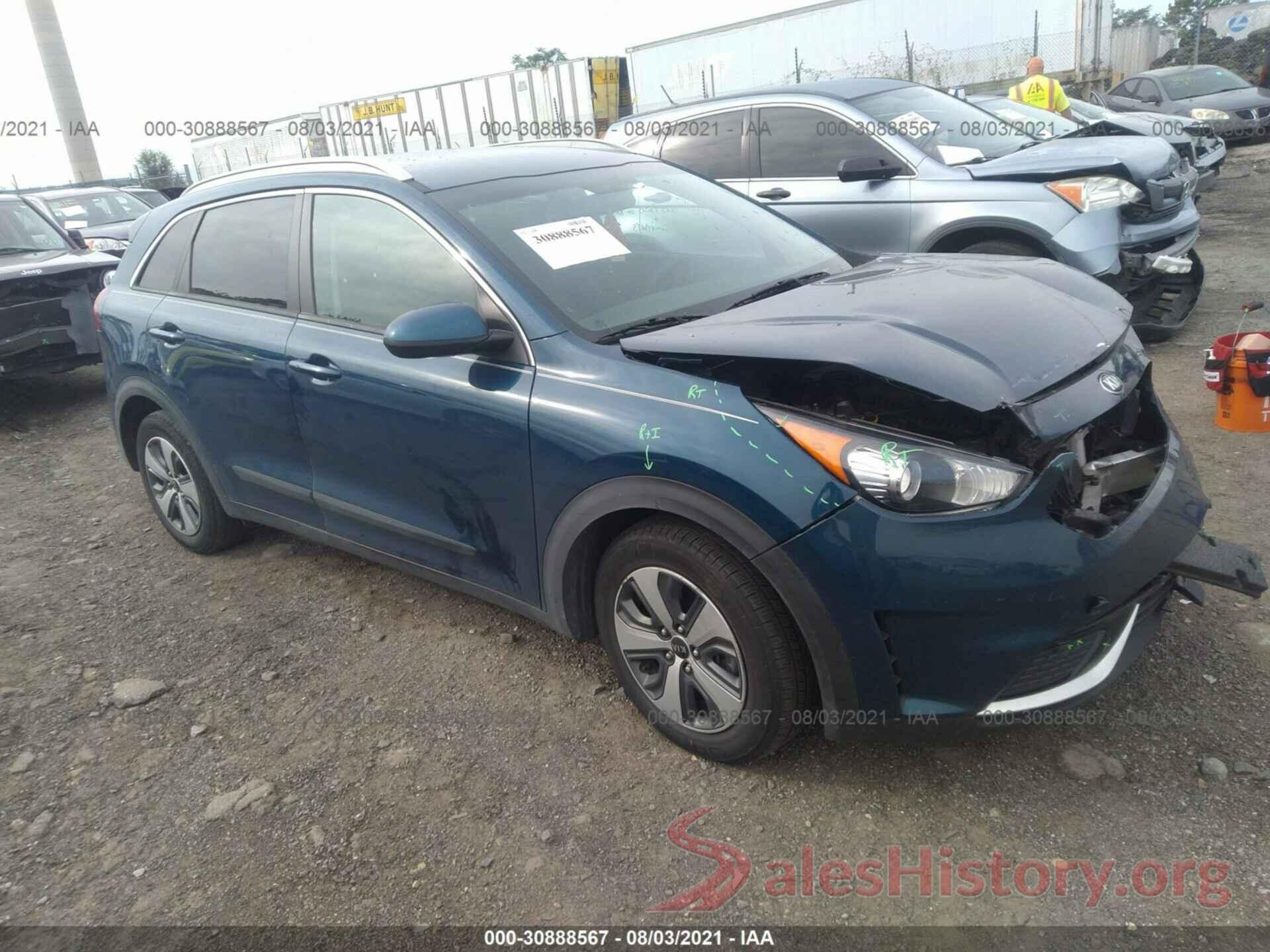 KNDCB3LC3K5316769 2019 KIA NIRO