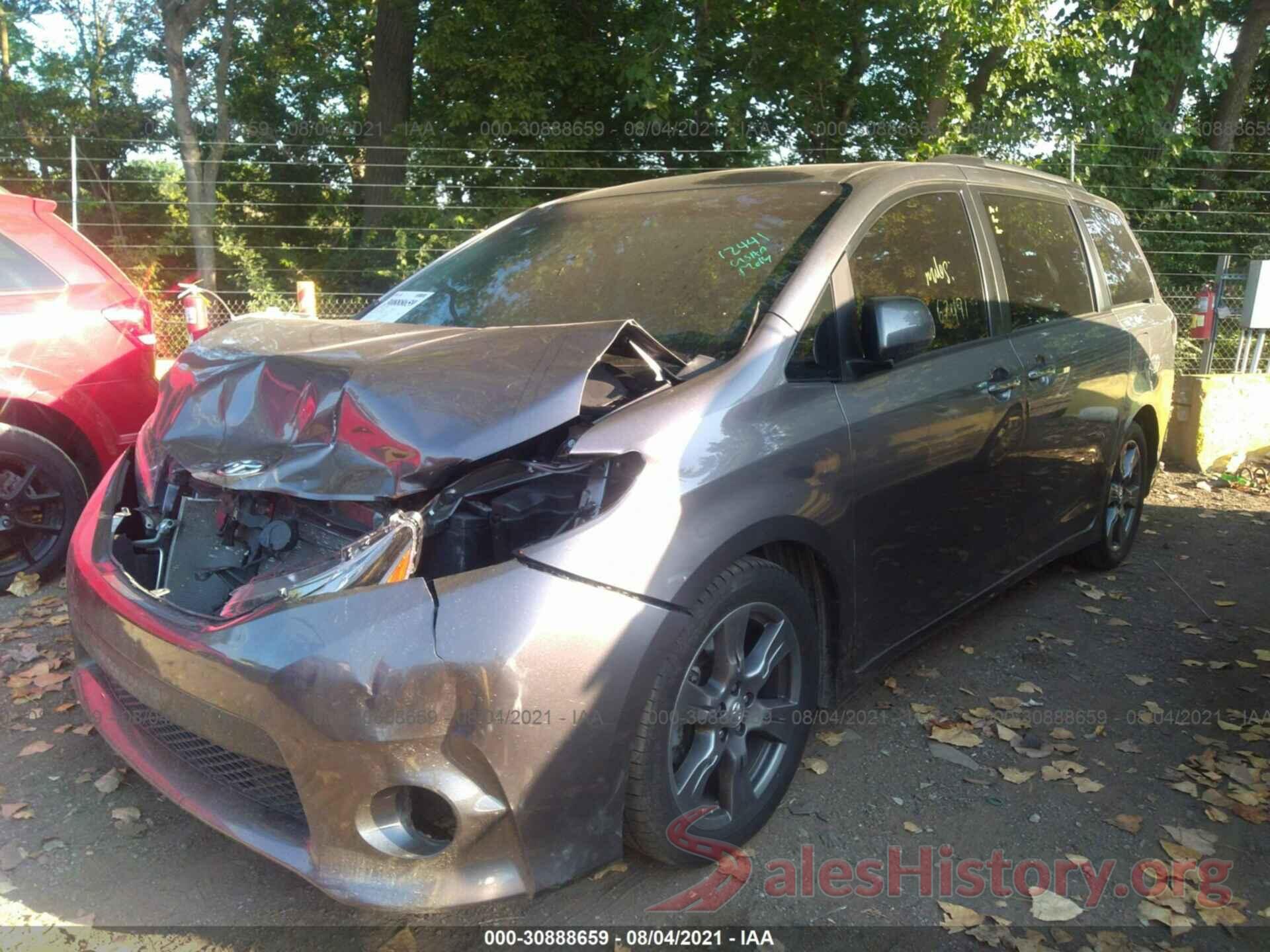 5TDXZ3DCXHS887187 2017 TOYOTA SIENNA