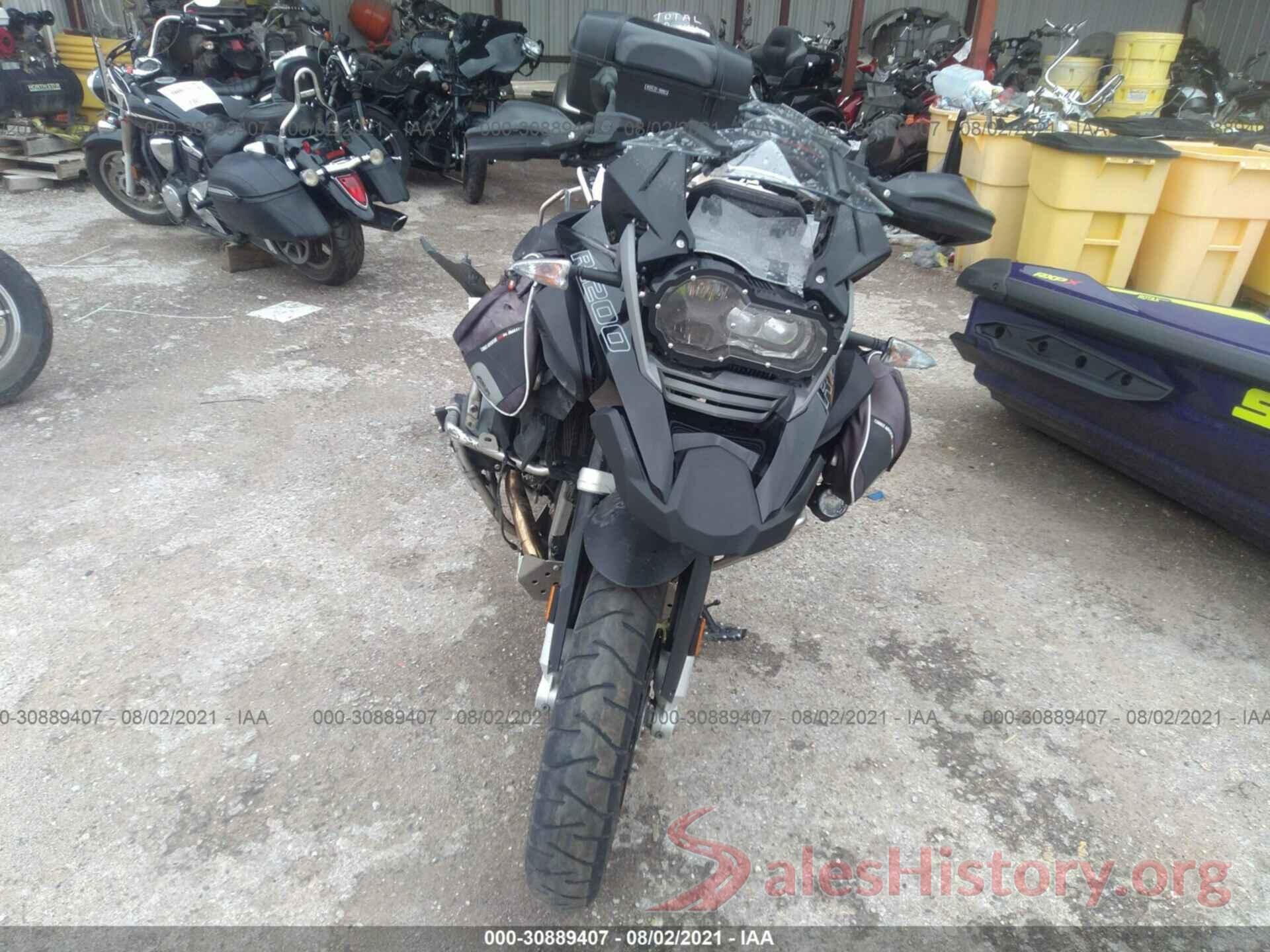 WB10A120XJZ899623 2018 BMW R1200