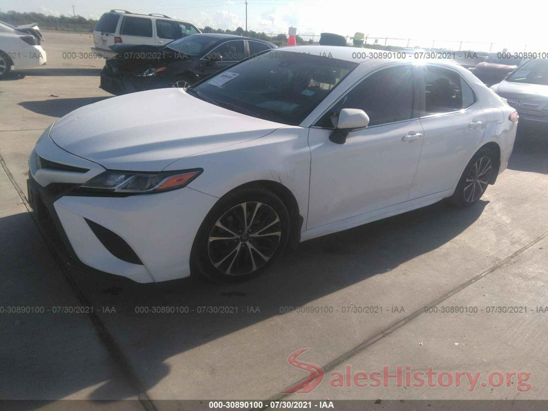 4T1B11HK6JU619502 2018 TOYOTA CAMRY