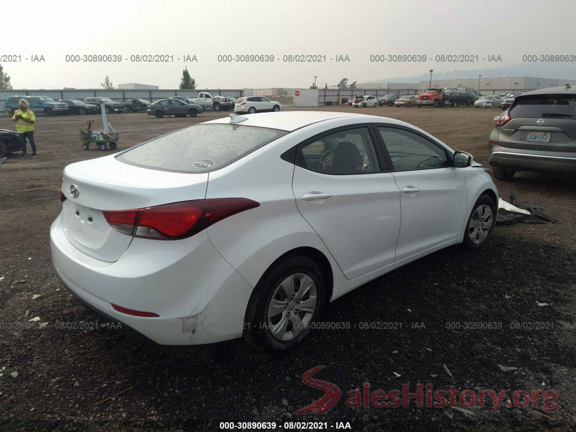 5NPDH4AE3GH716237 2016 HYUNDAI ELANTRA