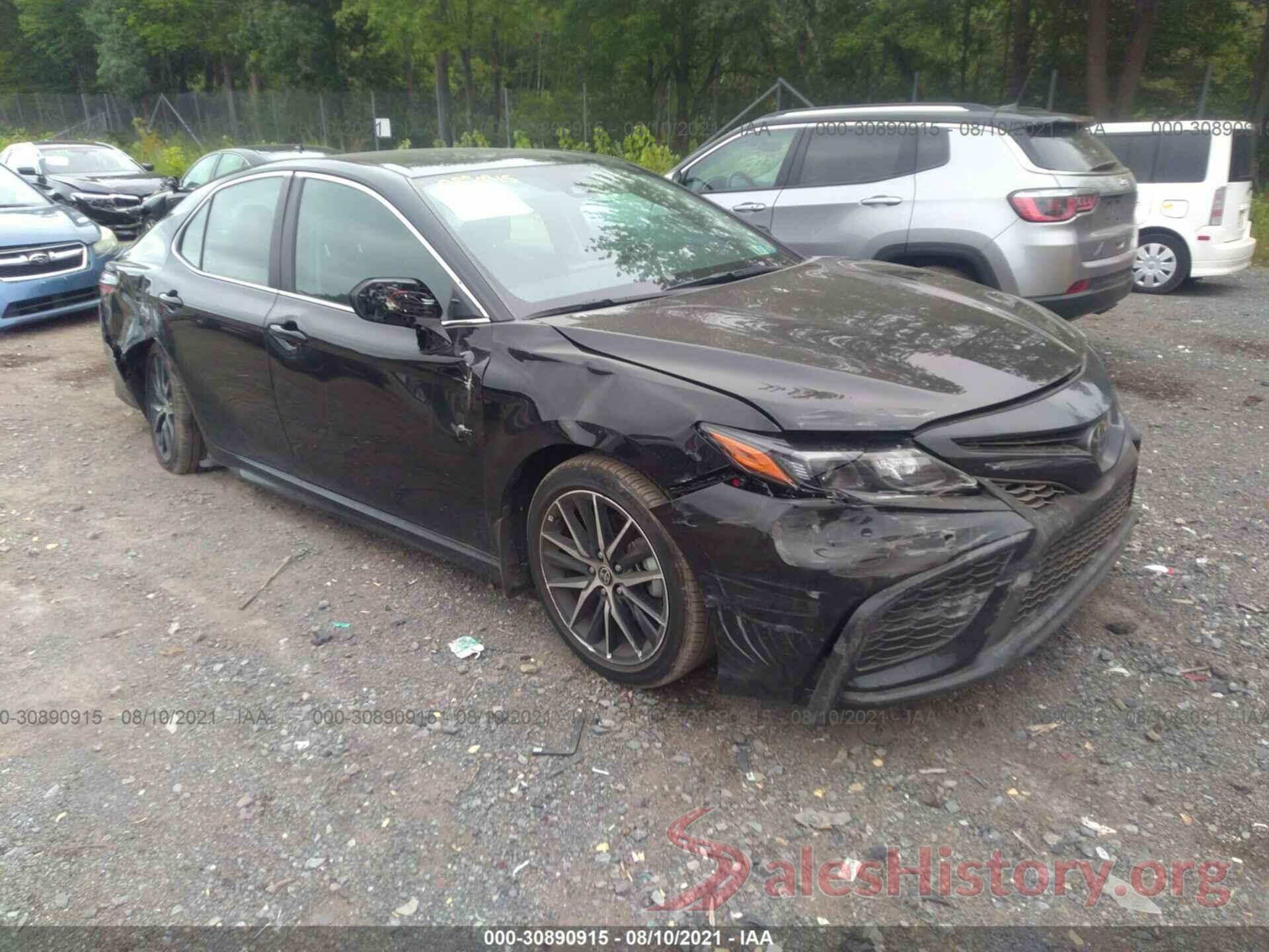 4T1G11AK1MU554692 2021 TOYOTA CAMRY