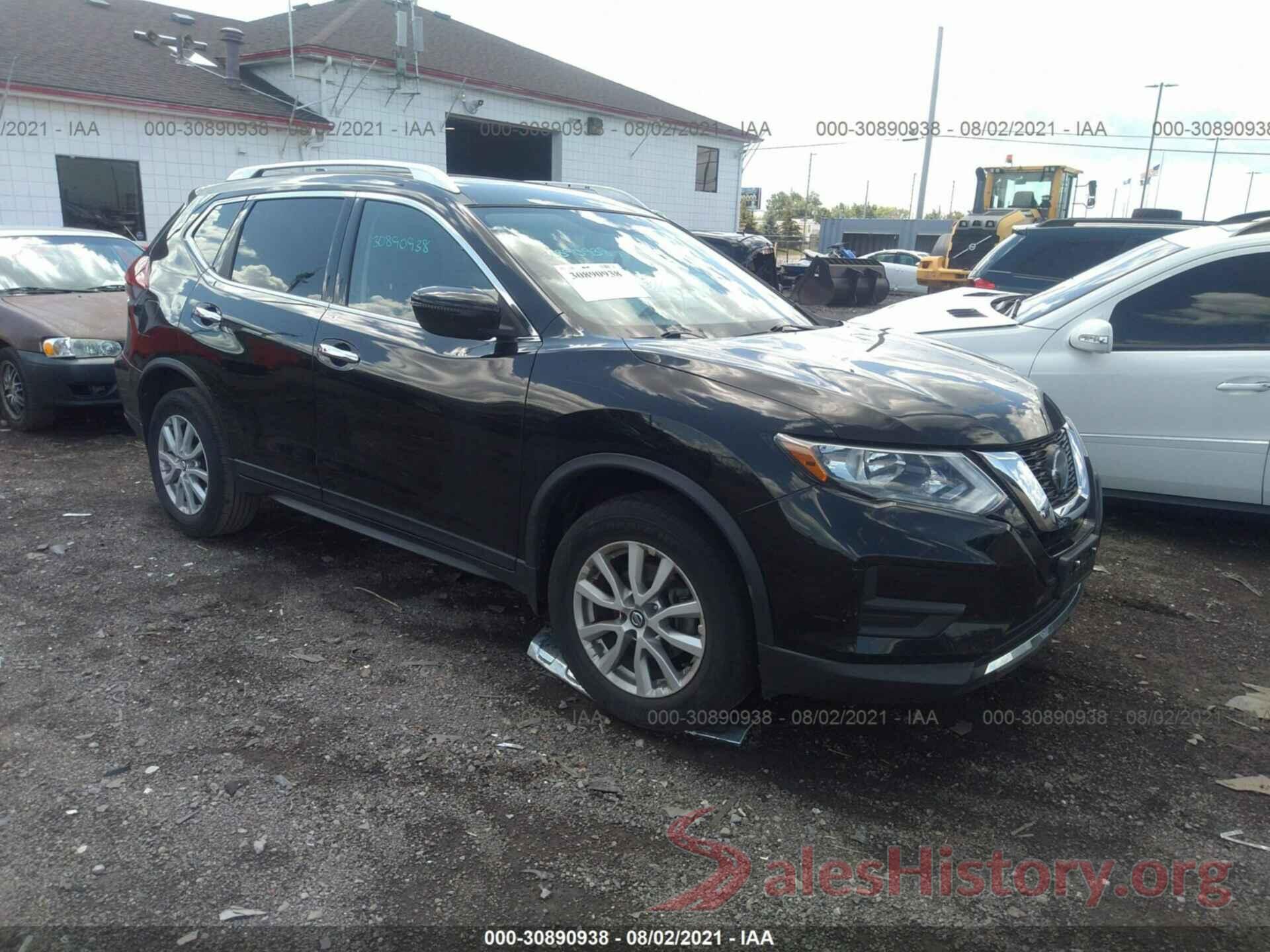 KNMAT2MV0JP610826 2018 NISSAN ROGUE