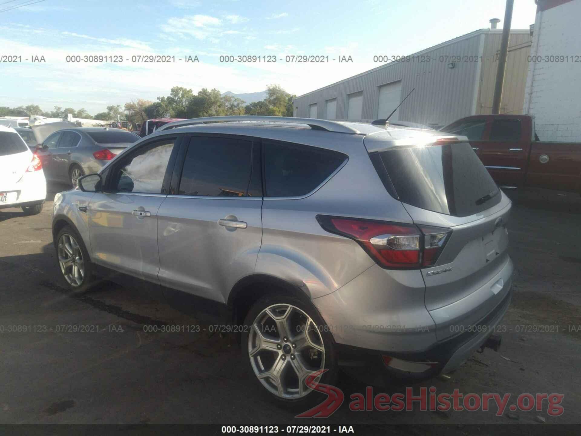 1FMCU9J91HUB15970 2017 FORD ESCAPE