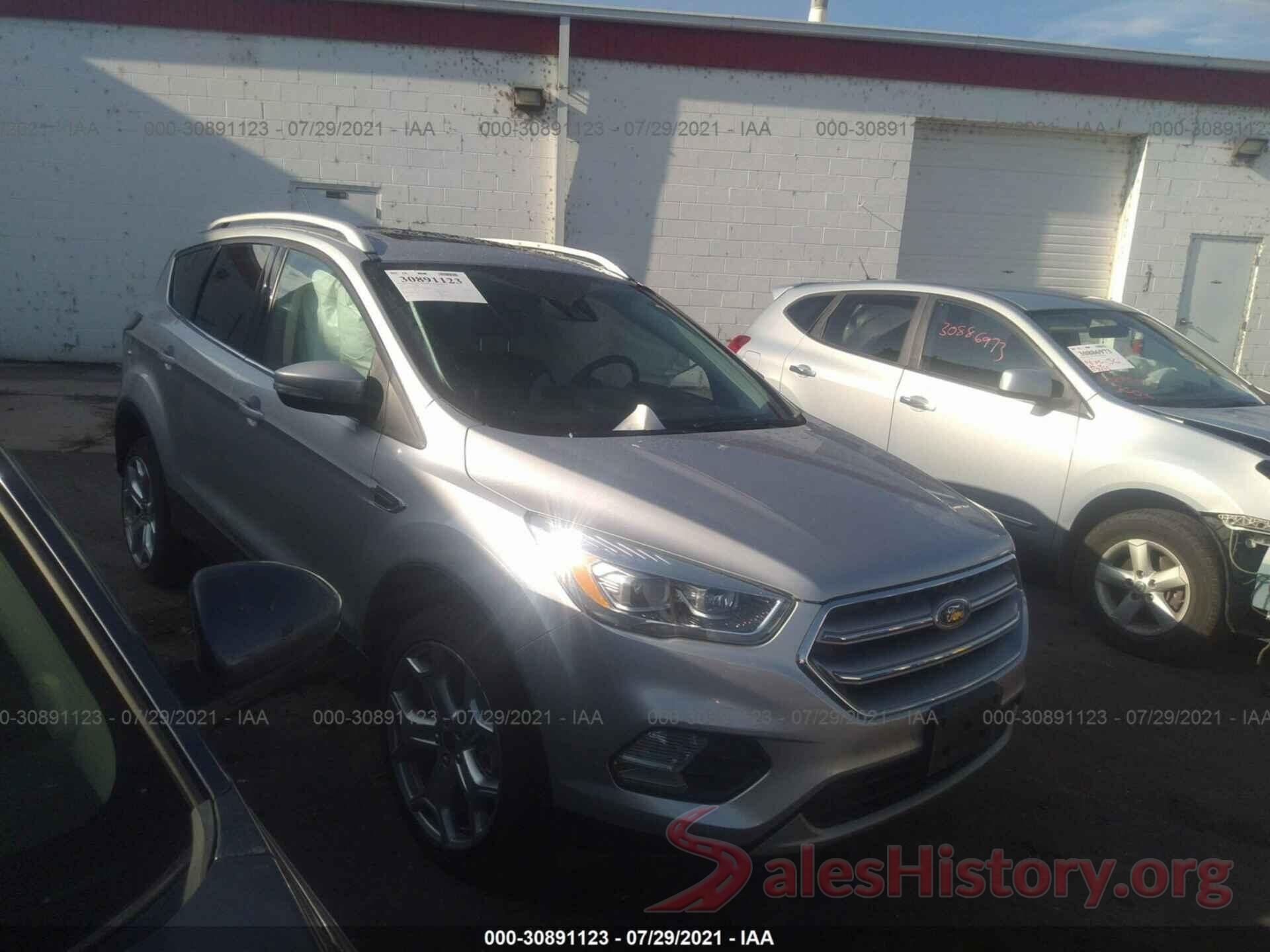 1FMCU9J91HUB15970 2017 FORD ESCAPE