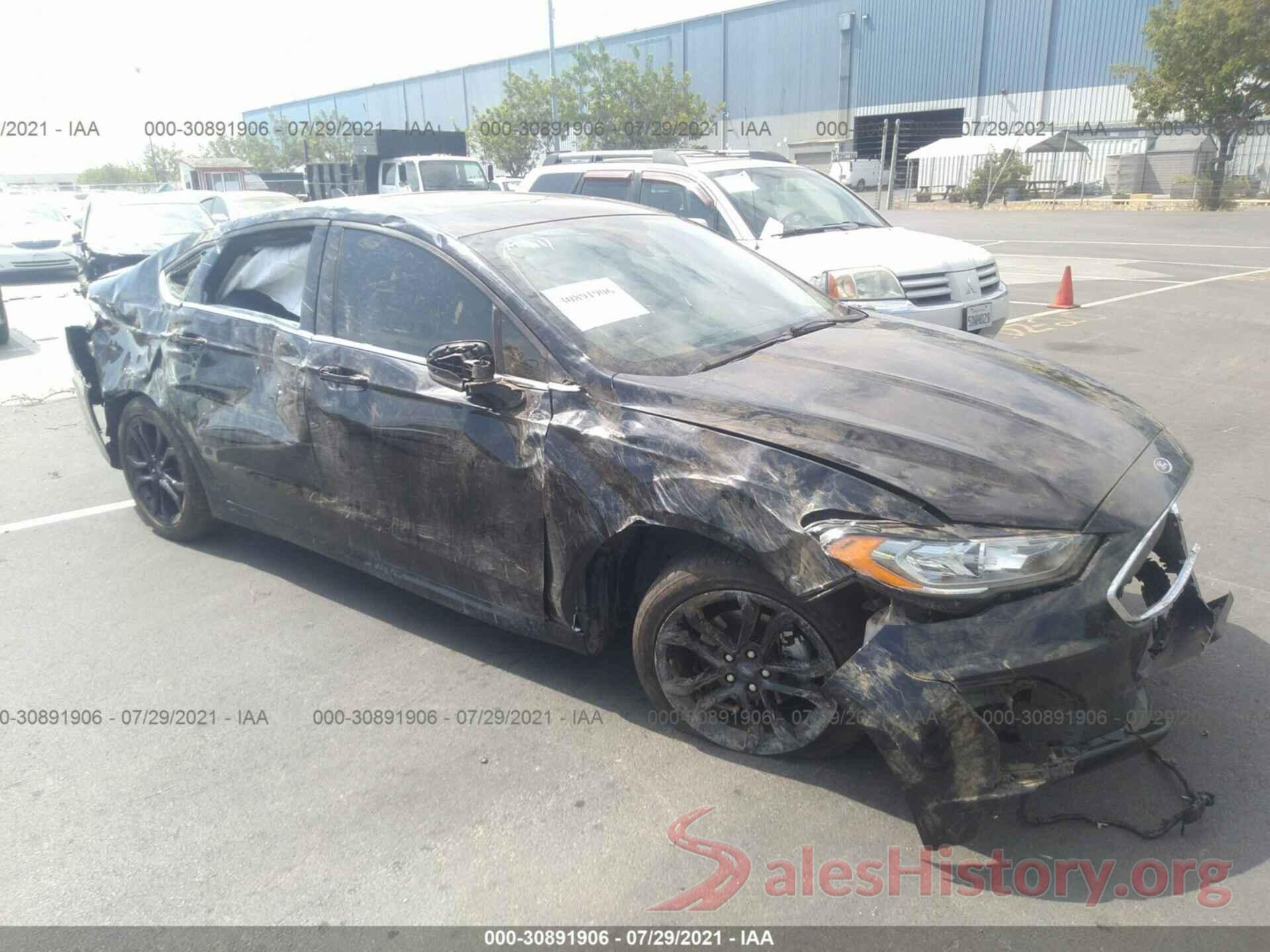 3FA6P0HD6KR135683 2019 FORD FUSION