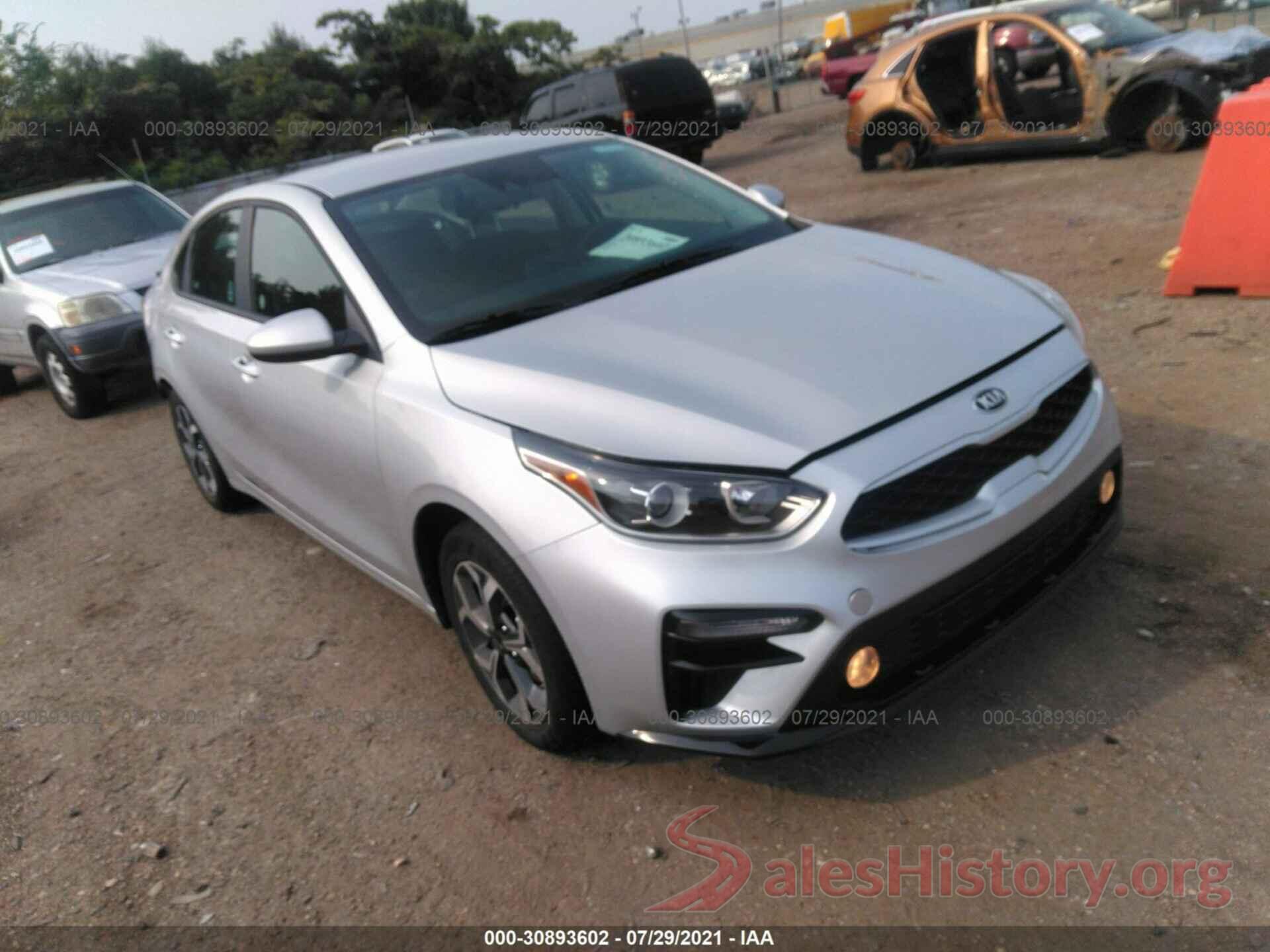 3KPF24ADXME335177 2021 KIA FORTE