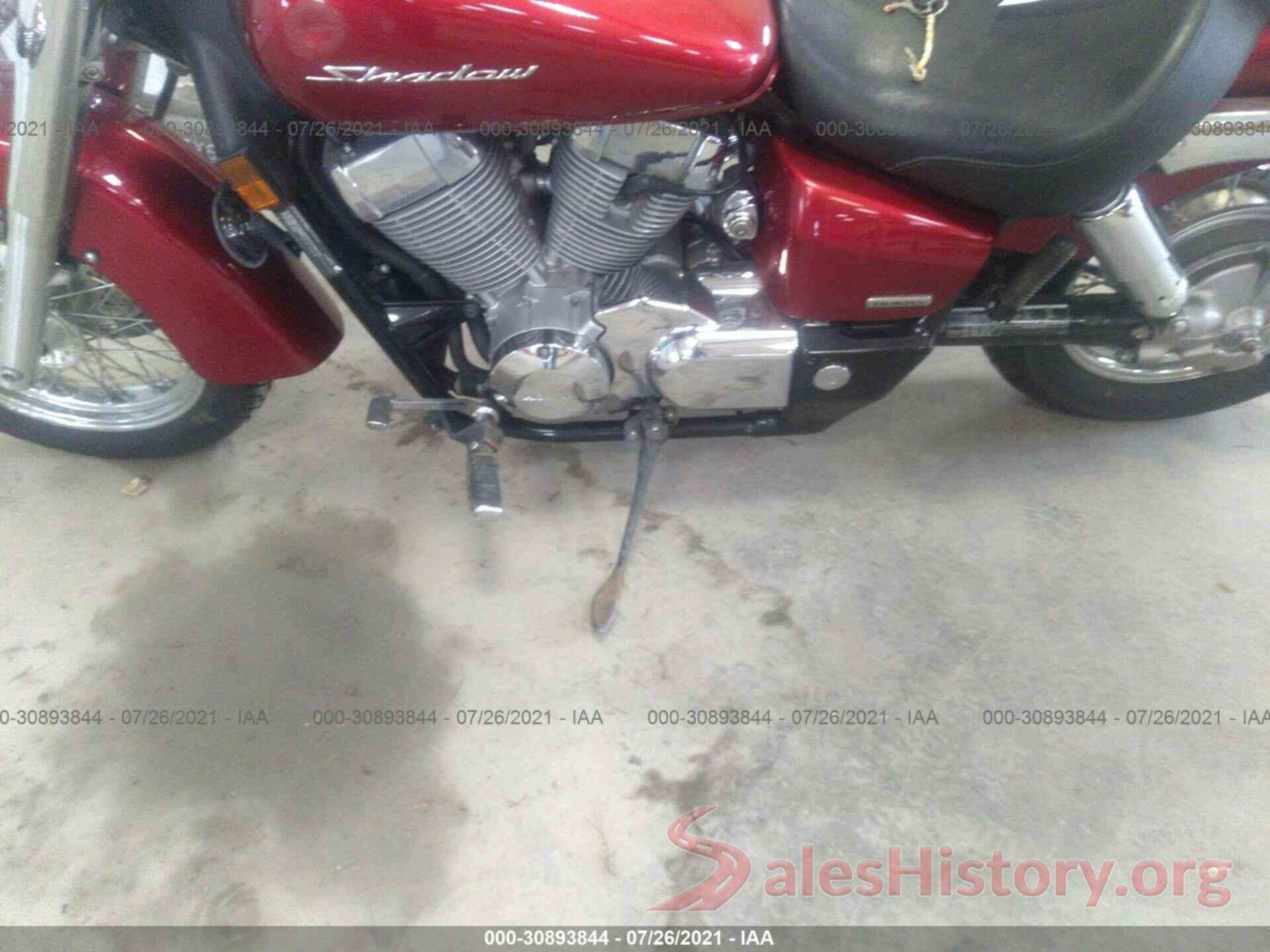 JH2RC5007BK701032 2011 HONDA VT750